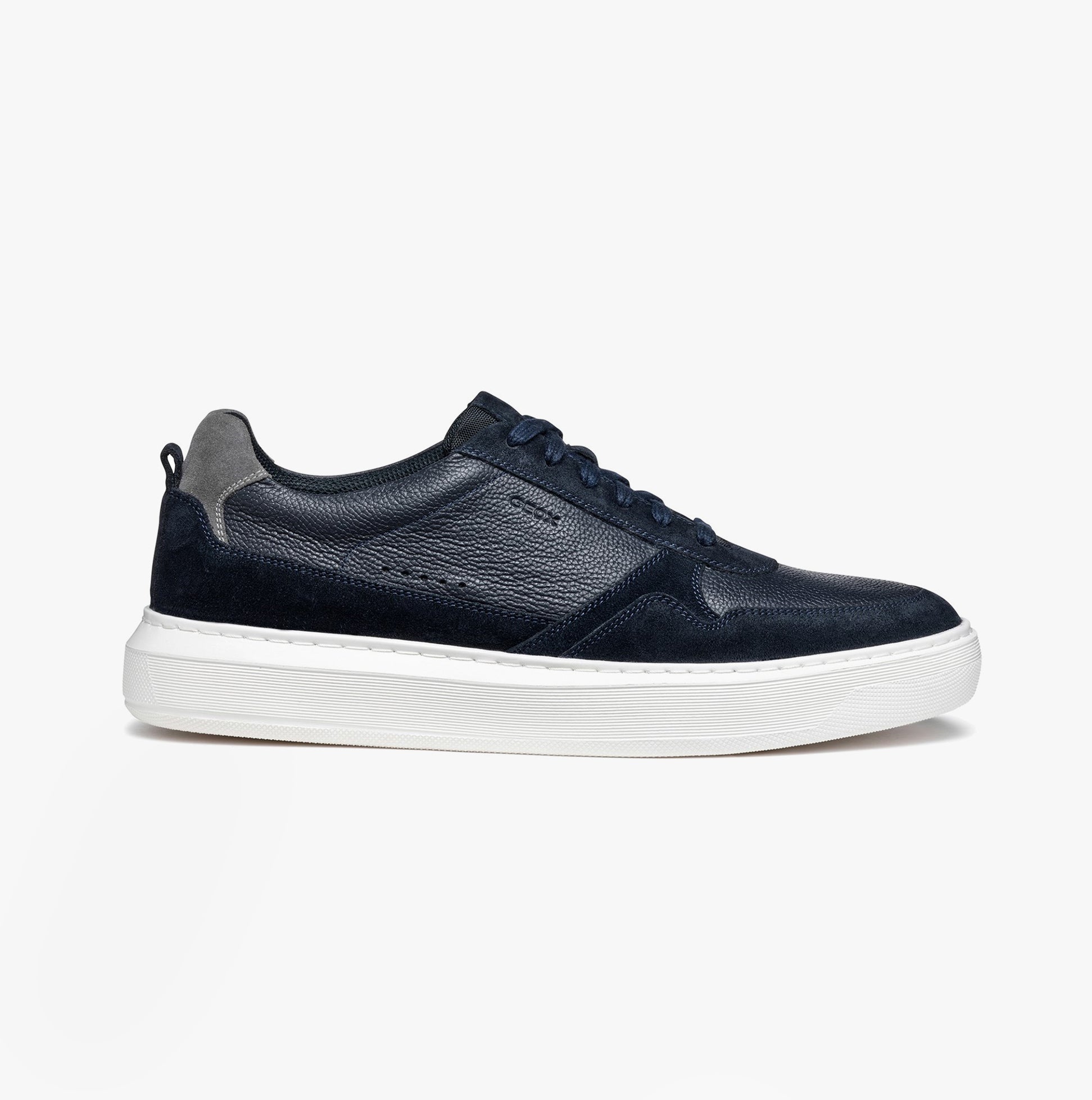 GEOX U DEIVEN Mens Trainers Navy side view with leather and suede upper, featuring a low top design and lace-up closure.