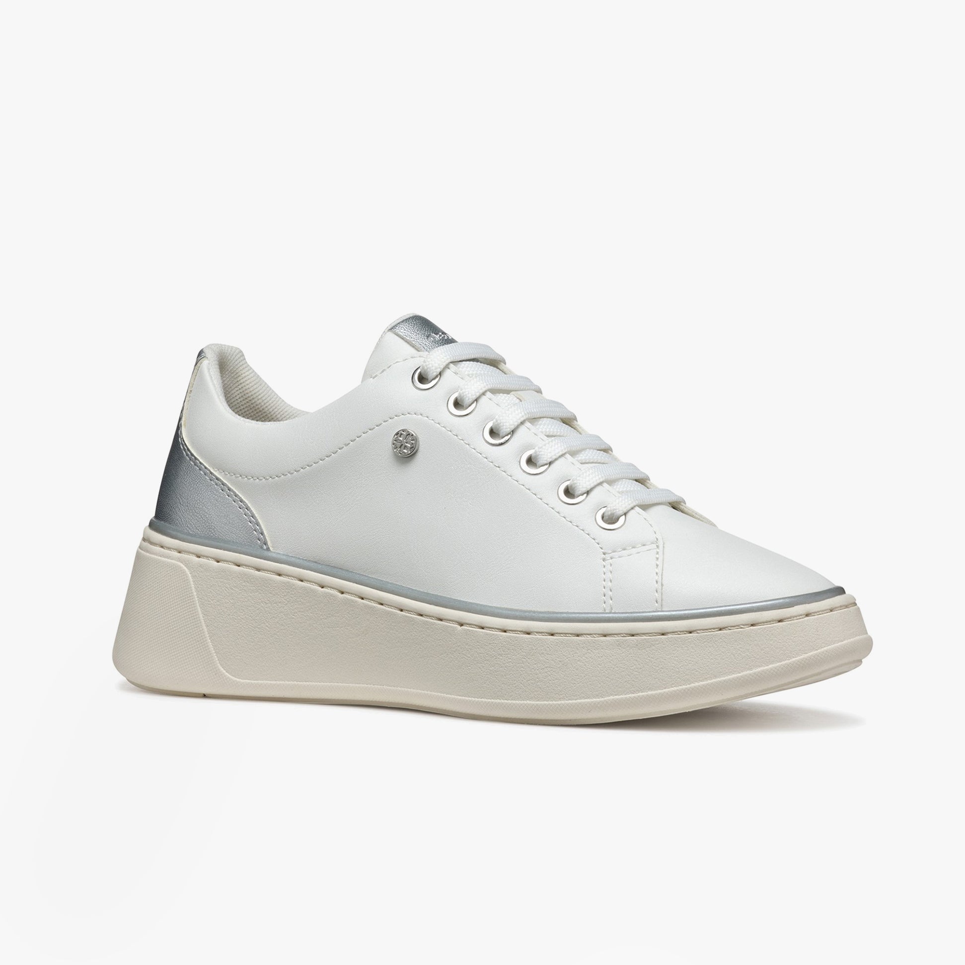 GEOX D SUNNETTY Womens Trainers White/Silver side view showcasing faux leather upper and platform sole.