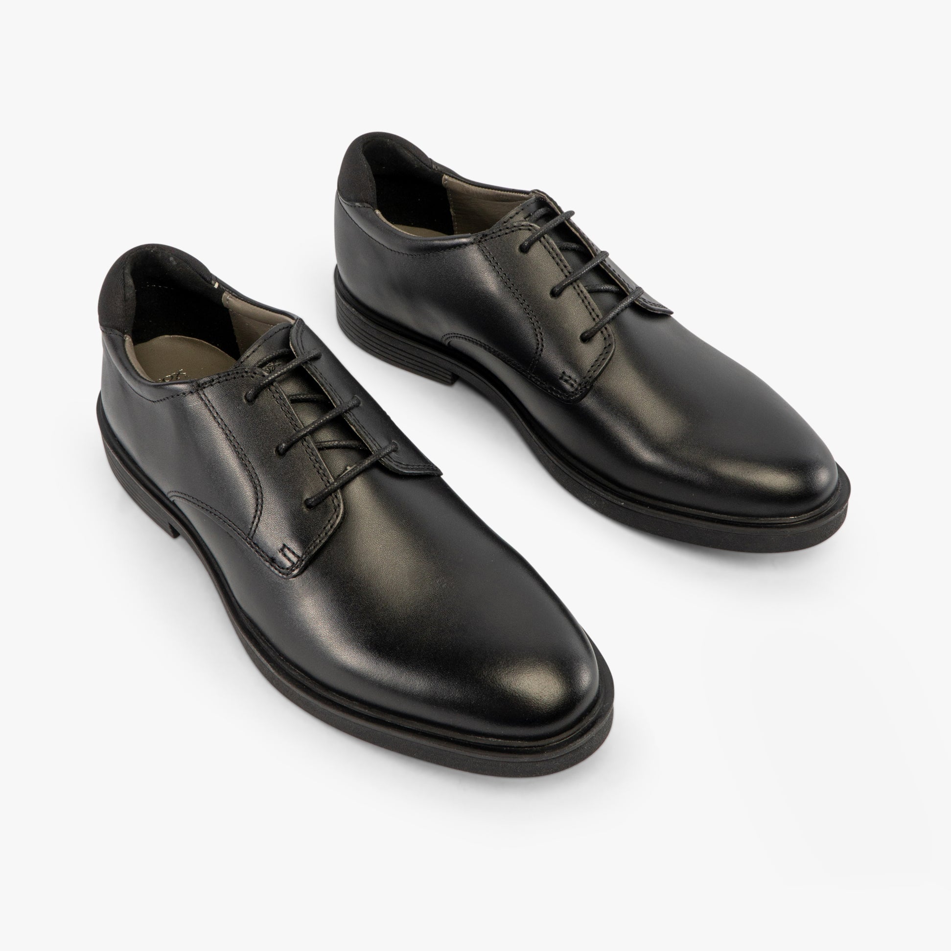GEOX J ZHEENO Boys Shoes Black front view showing lace-up closure, leather upper and chisel toe shape.