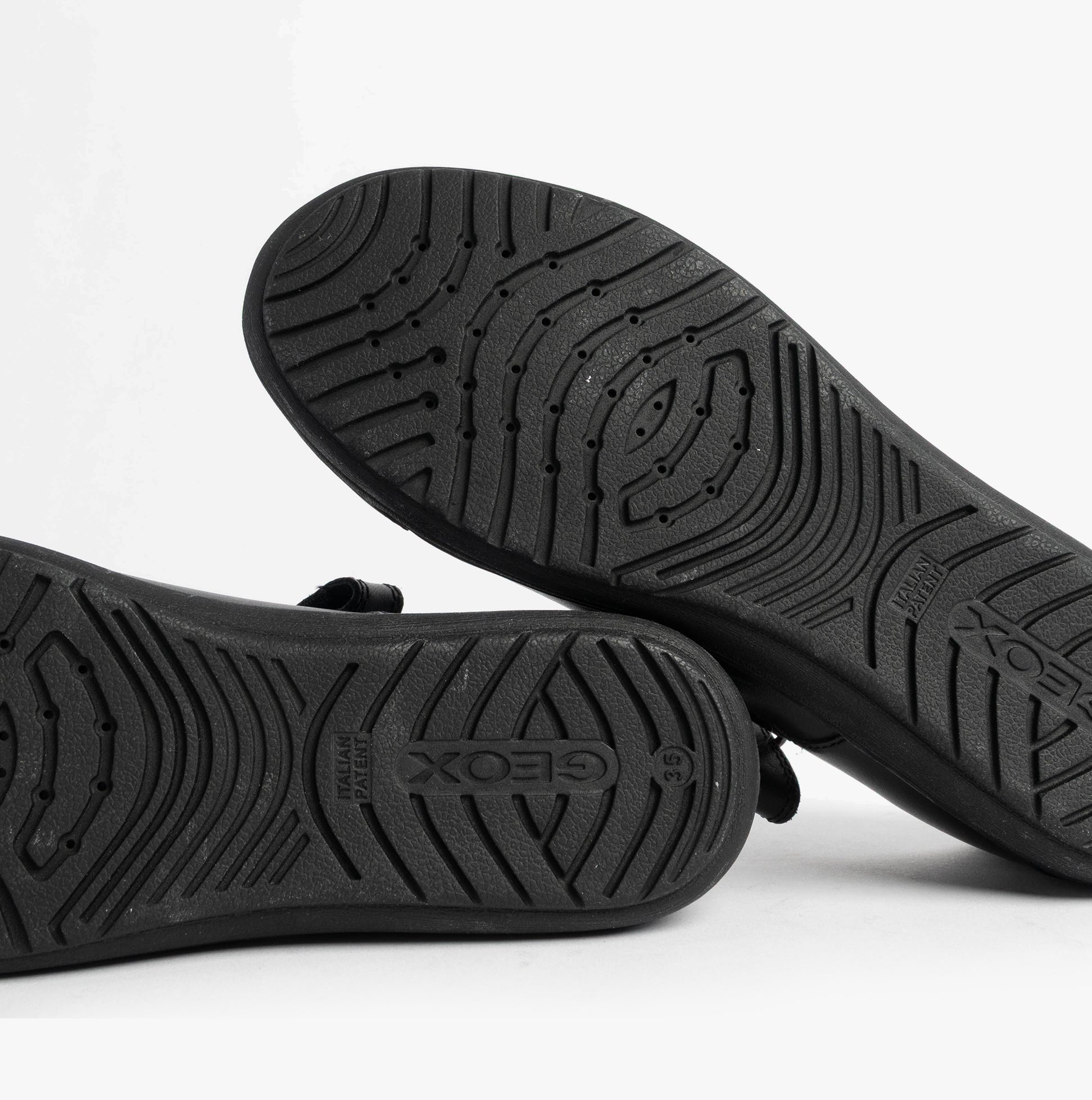 GEOX J HADRIEL GIRL Girls Black shoe sole view showing textured black synthetic outsole.