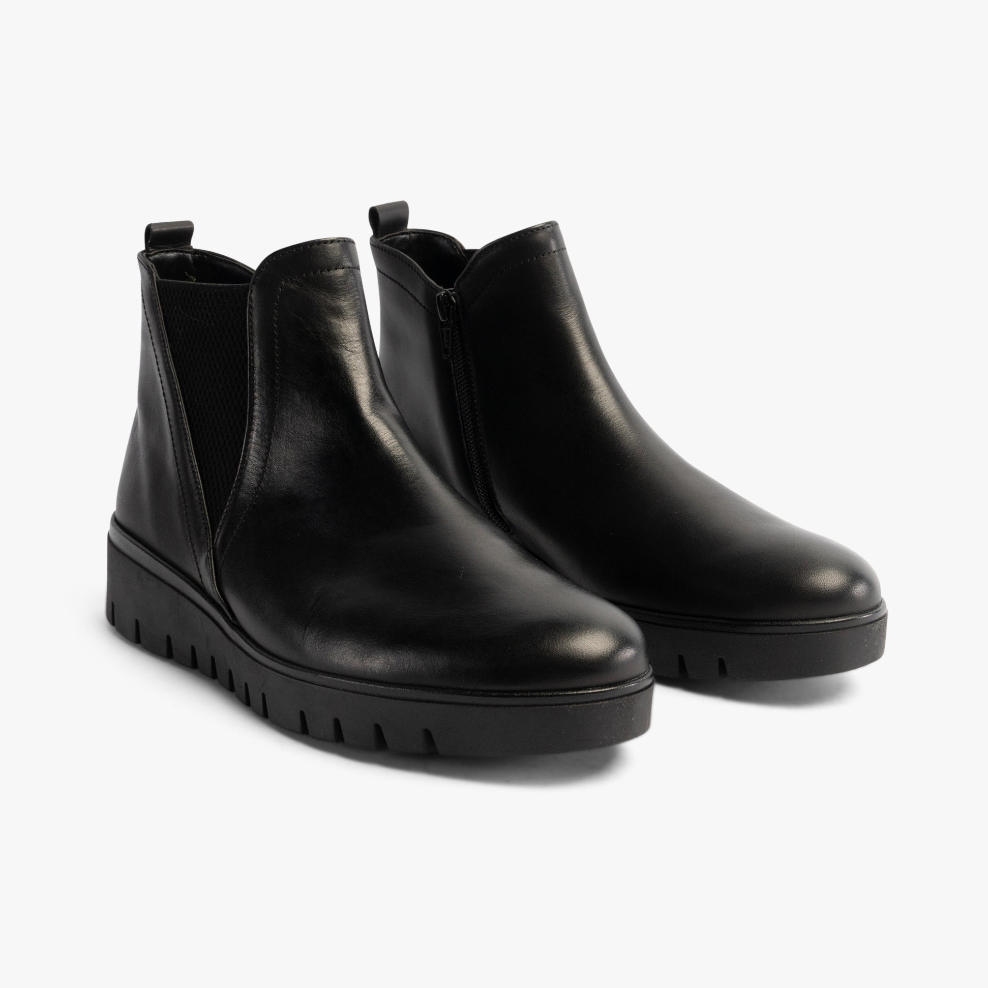 Gabor DUBLIN Womens Boots Black side view showcasing ankle boot style with elasticated side panel and round toe.