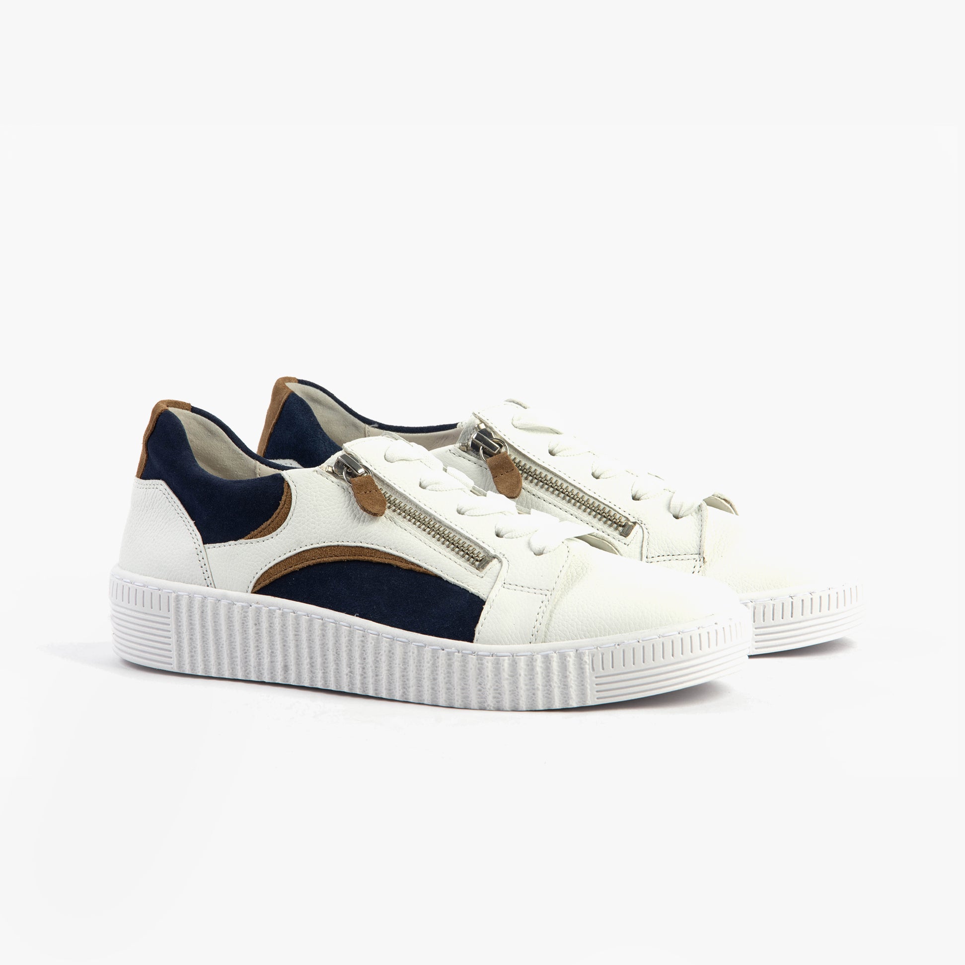 Gabor WEMO Womens Trainers White side view featuring casual leather design and rubber sole with lace-up and zip closure.