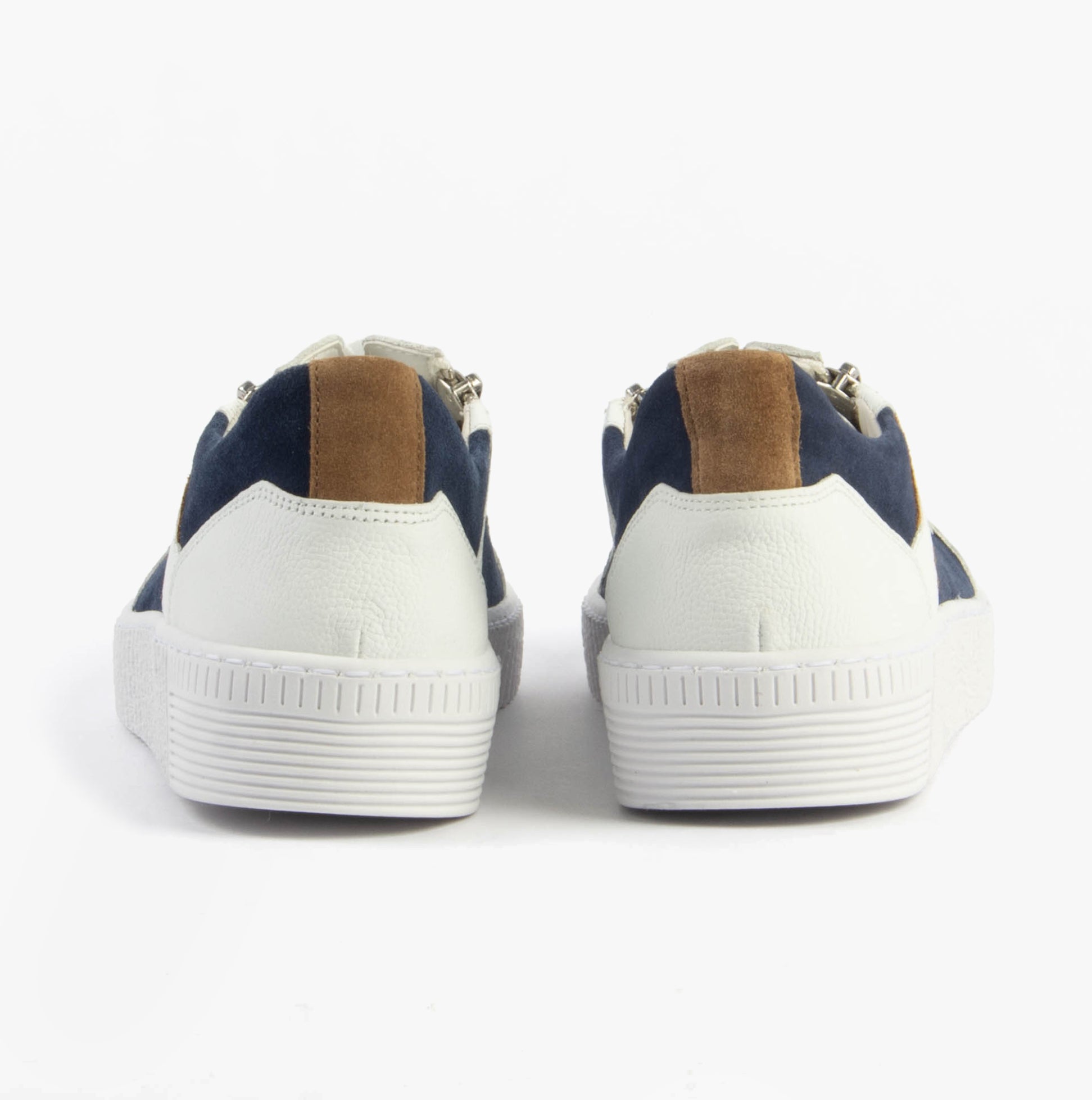 Gabor WEMO Womens Trainers White back view showing leather and suede details and rubber sole.
