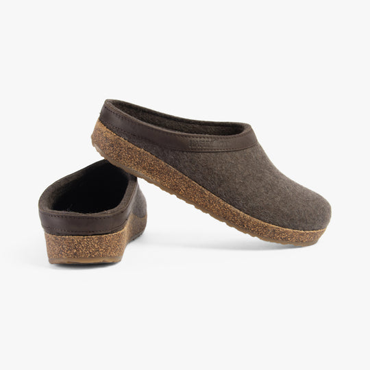 Haflinger TORBEN Womens Felt Clogs Mottled Brown side view showing cork sole and felt upper.