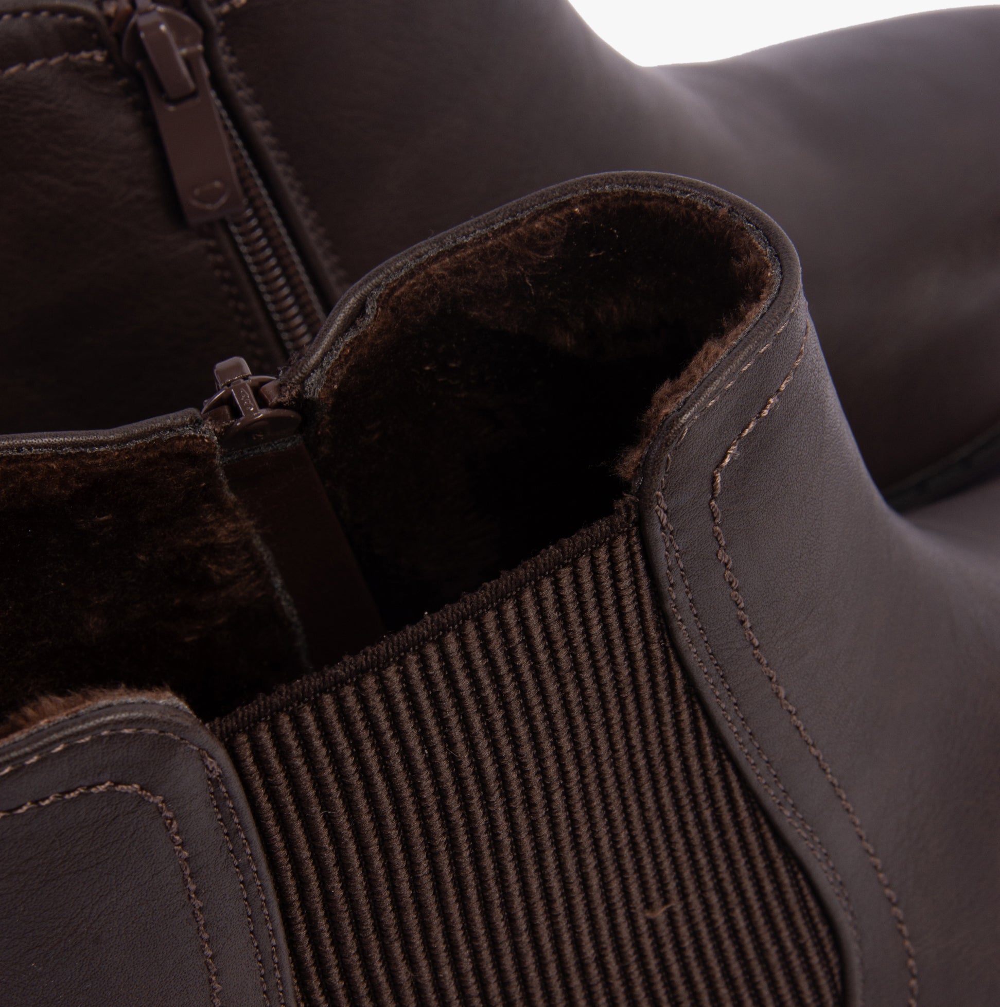 Heavenly Feet NEW ROLO2 Womens Boots Chocolate detail view showing faux leather and textile lining.