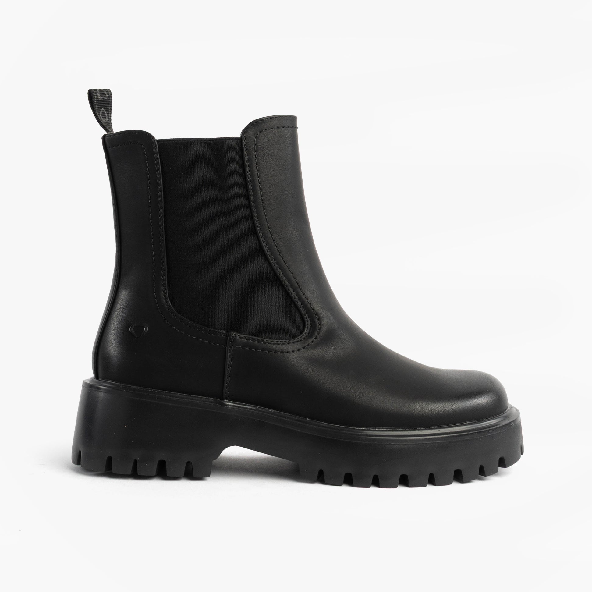 Heavenly Feet ALANA2 Womens Chelsea Boots Black side view showcasing synthetic upper and chunky sole.