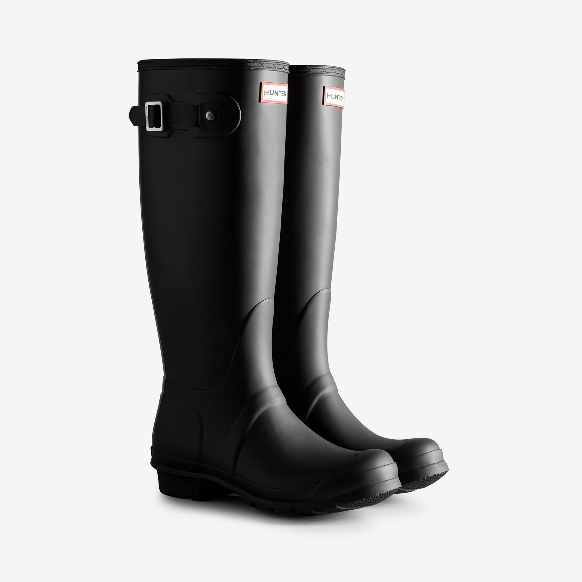 Hunter TRI-COLOUR TALL LOGO BACKSTRAP Womens Wellies Black side view of stylish rubber boots