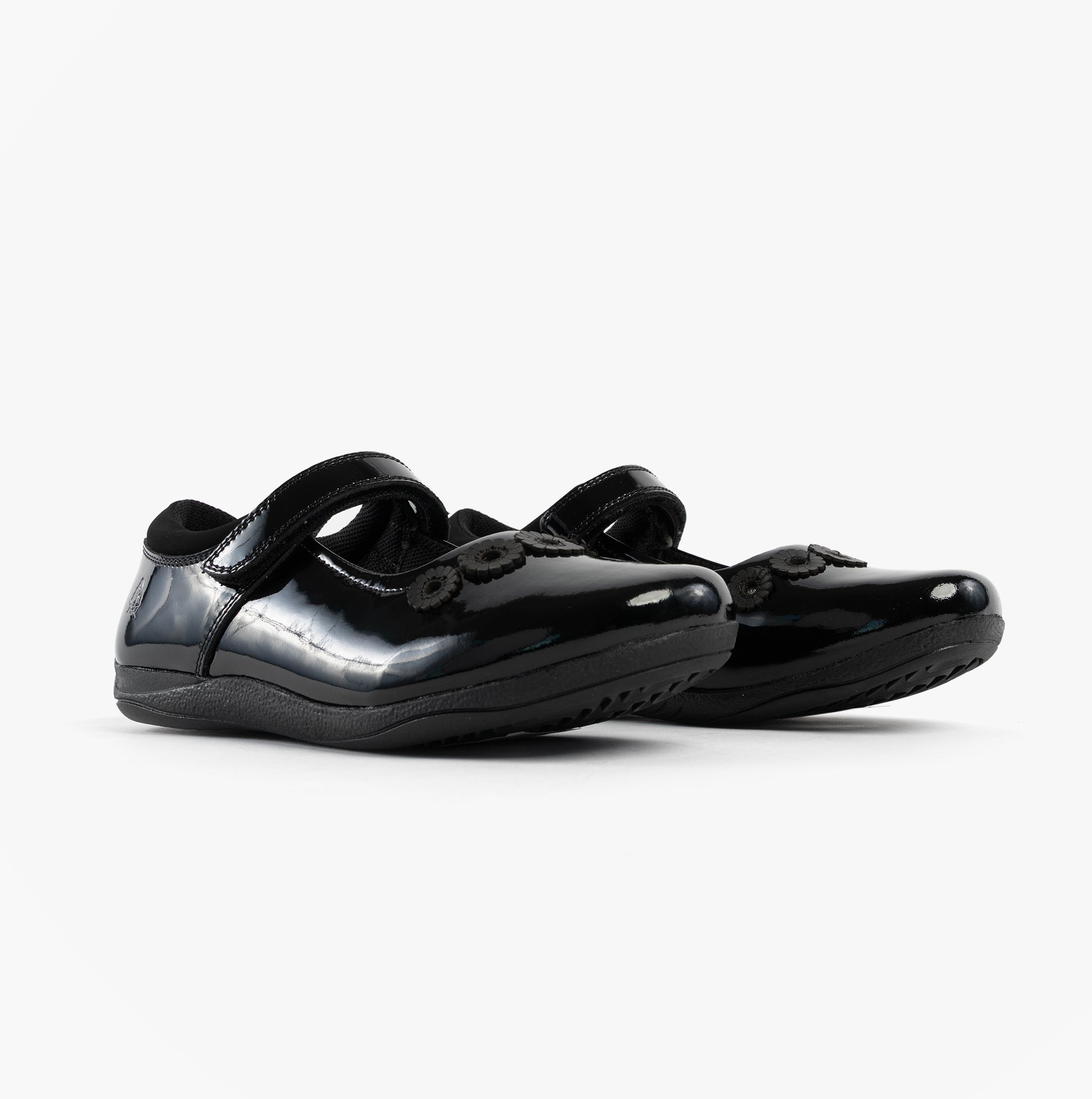 Hush Puppies CHRISTINA PATENT JUNIOR Girls Shoes Black side view featuring patent leather upper and touch fasten closure.