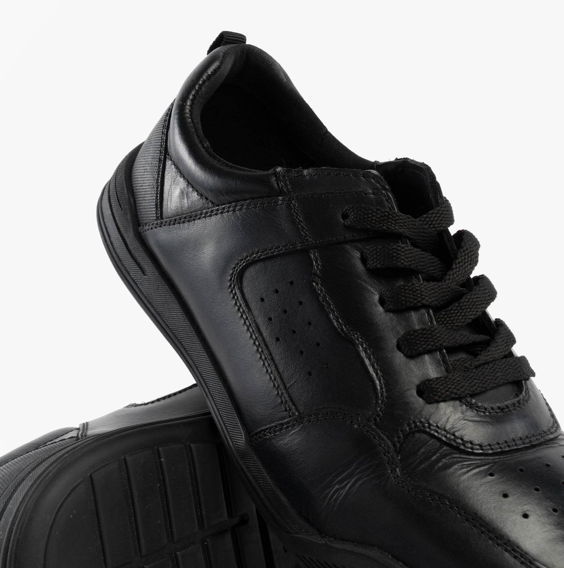 Hush Puppies SHANE SENIOR Boys Shoes Black, side view showing sleek leather upper and lace-up design.