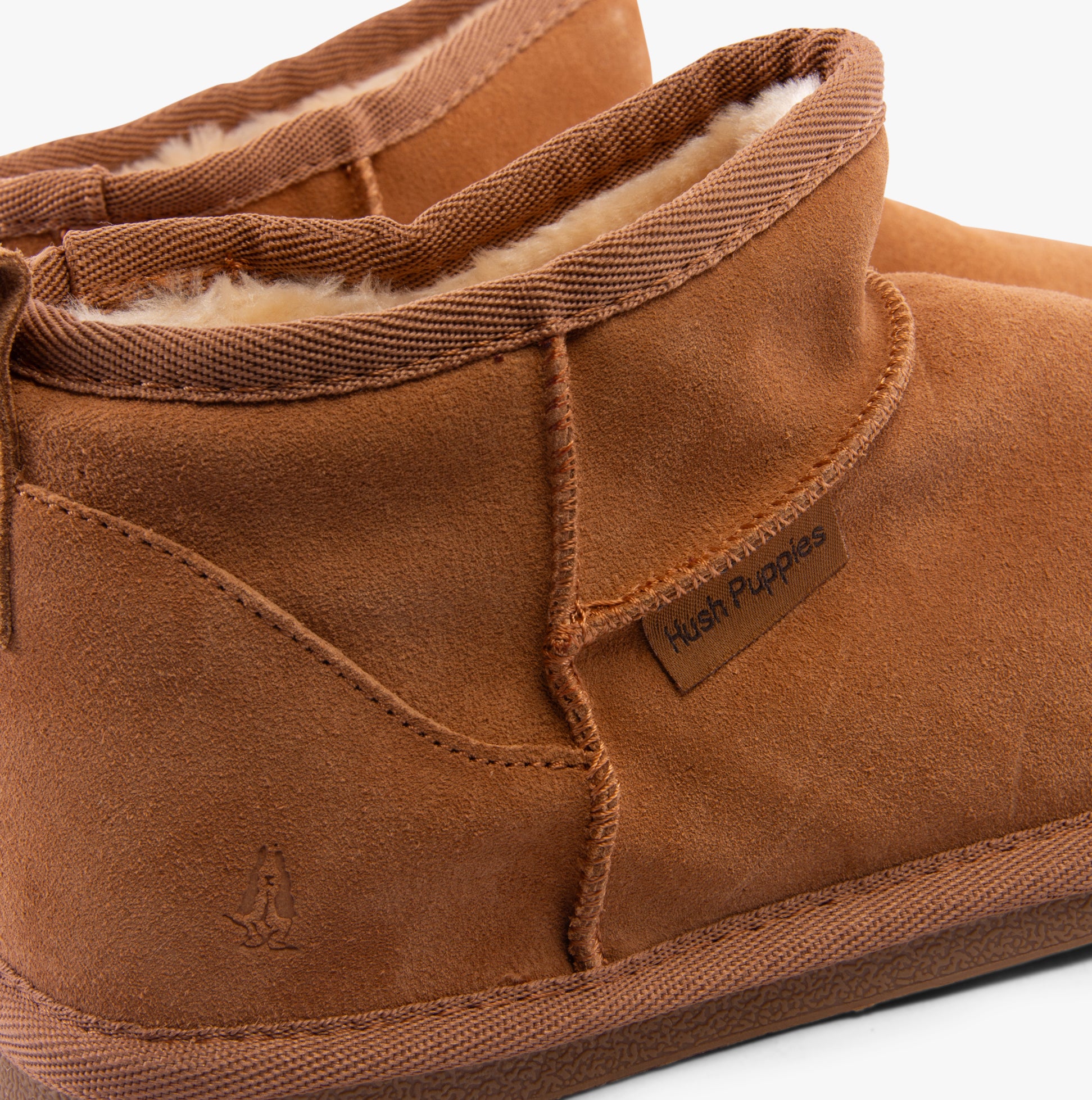 Hush Puppies ASHANTI Womens Slippers Tan detail view showcasing soft suede and faux fur lining.