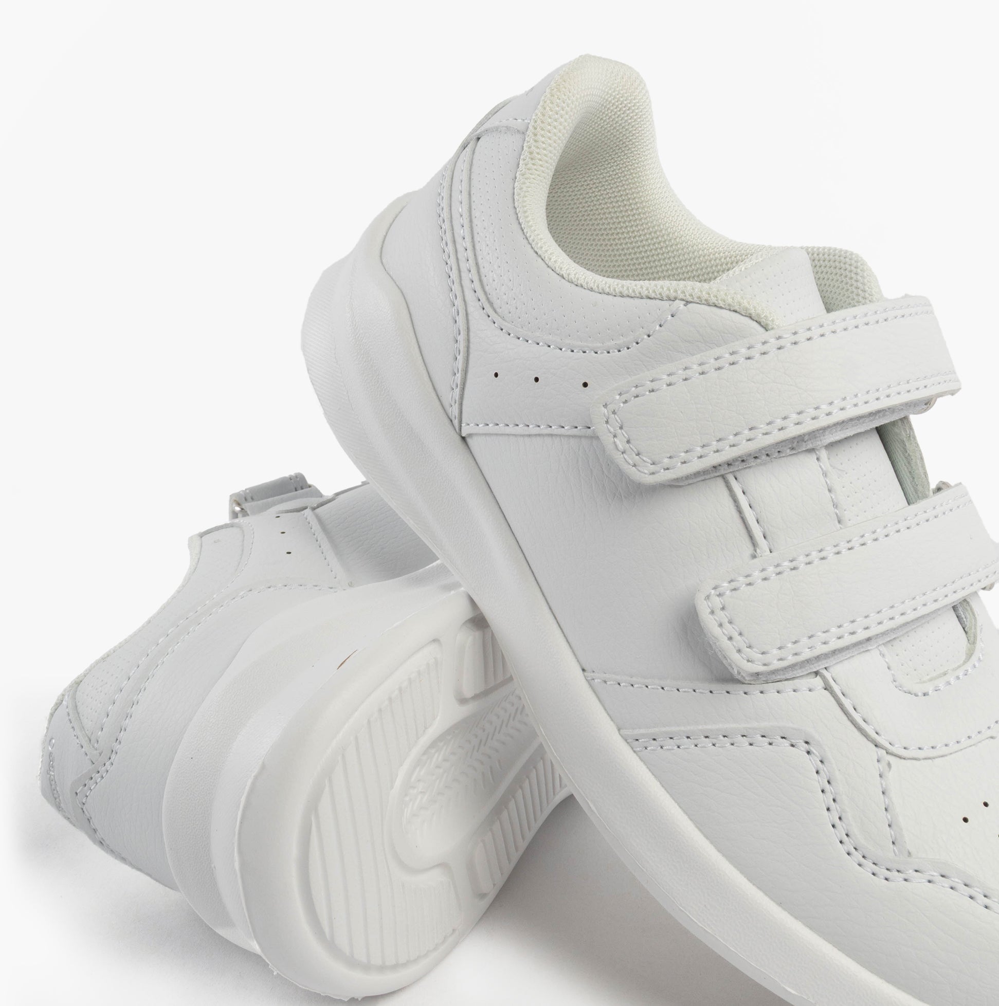 Hush Puppies MARLING EASY Unisex Trainers White side view showcasing touch fasten straps and leather upper.