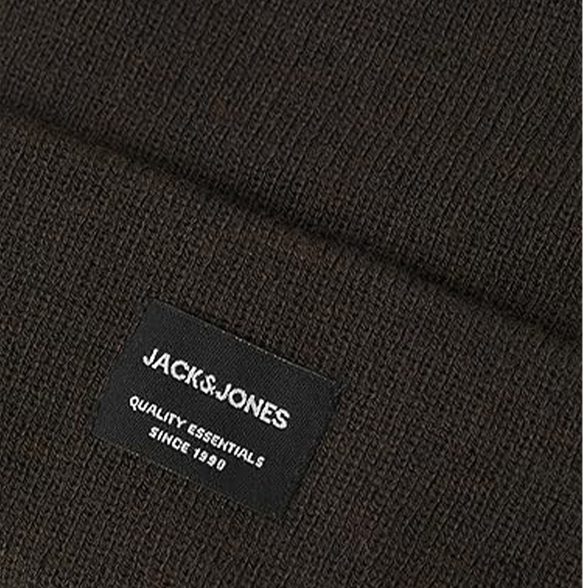 Jack & Jones DNA Mens Beanie Chocolate Torte detail view showing logo and fabric texture.