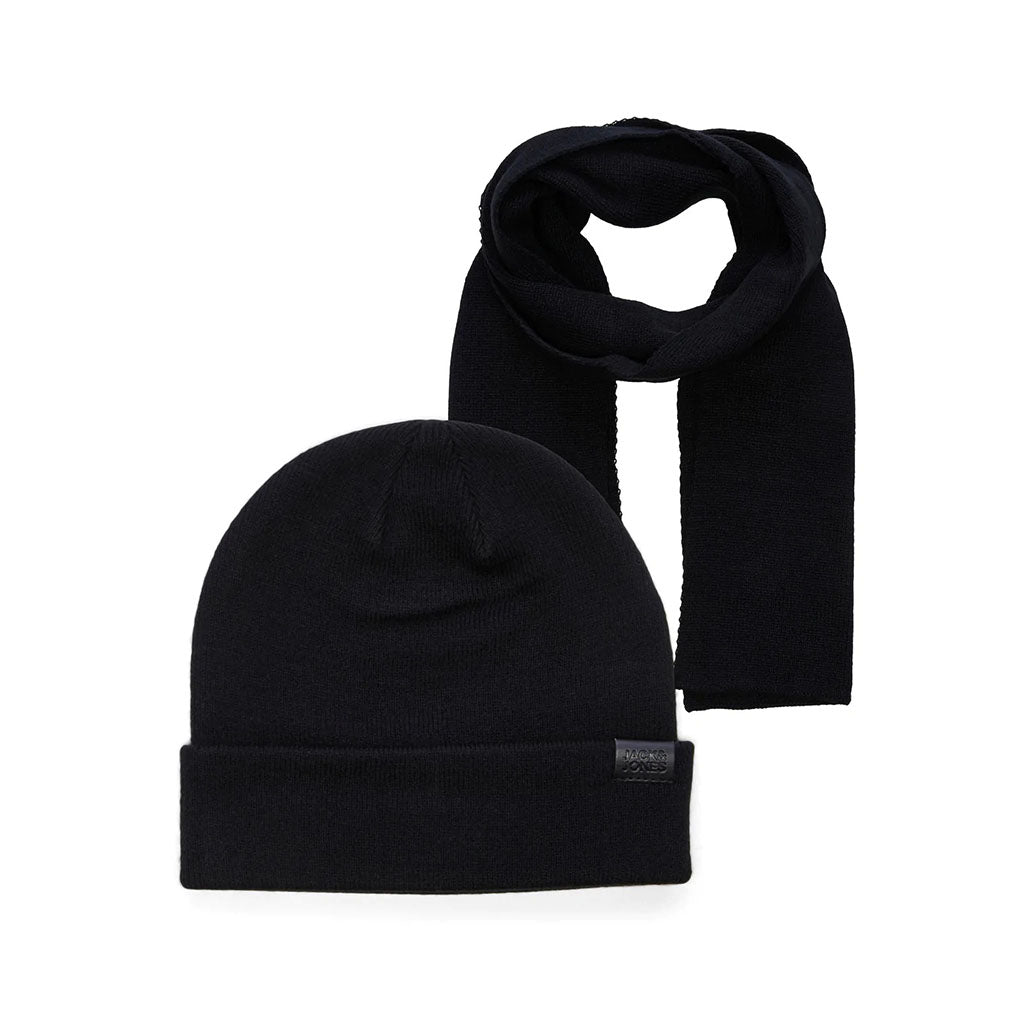Jack & Jones JOLLY KNIT Mens Scarf & Beanie Giftset Black front view showing black beanie and scarf set.