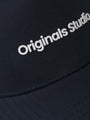 Jack & Jones VESTERBRO Mens Cap Sky Captain detail view showing logo stitching on dark fabric.