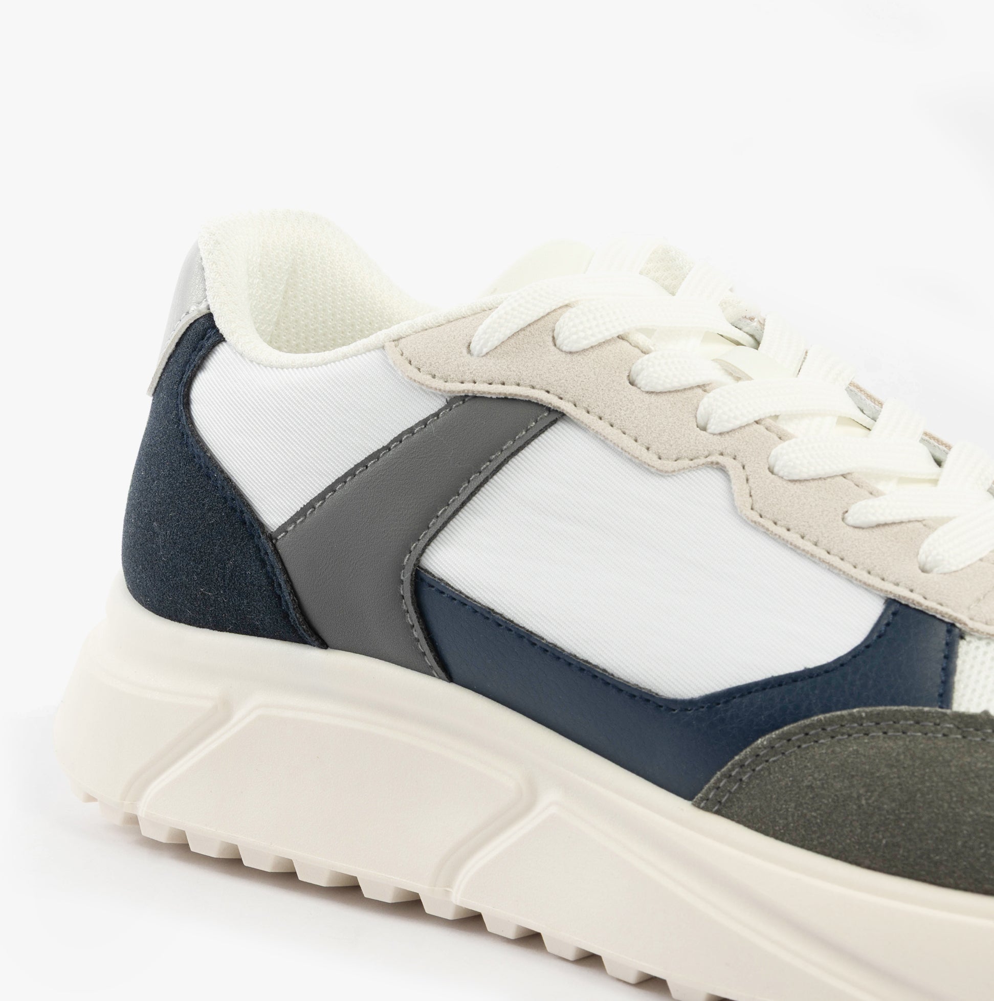 Jack & Jones ASPIRE Mens Trainers White side view with mixed materials and lace-up design.
