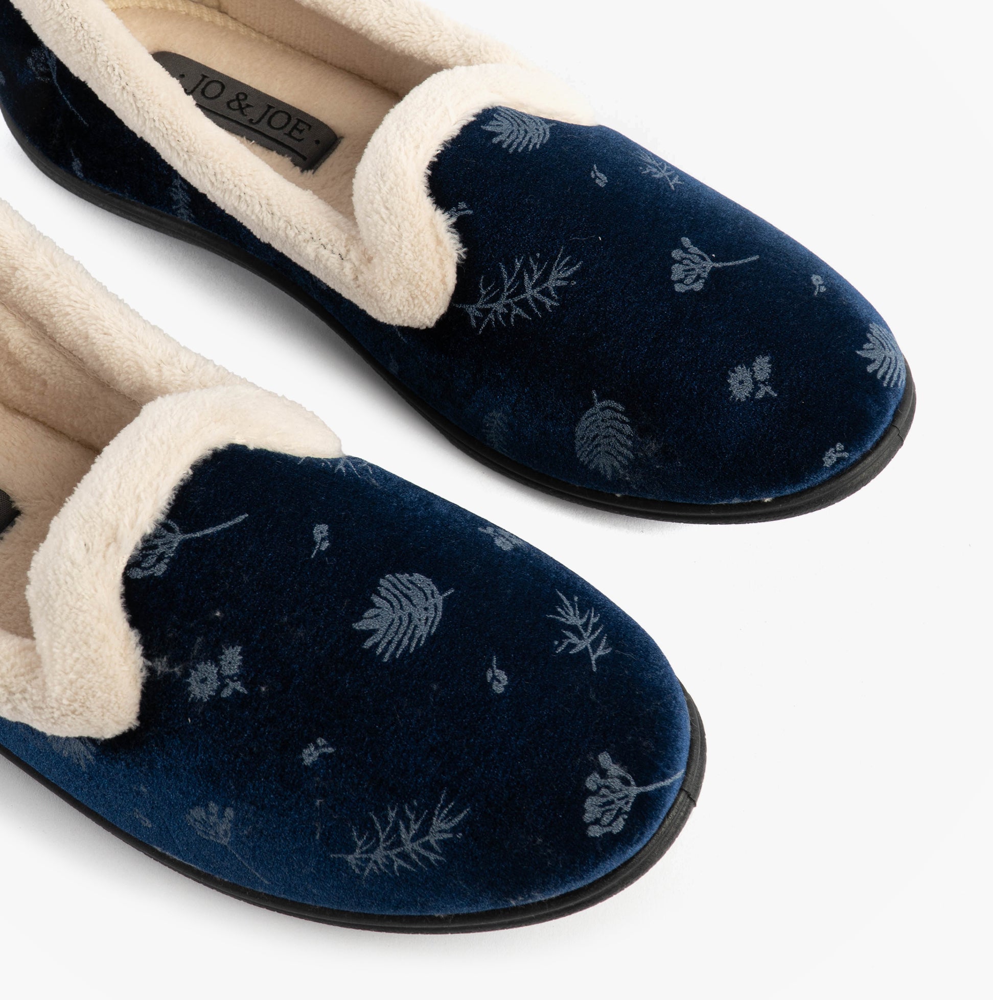 Jo & Joe ANNIE Womens Full Slippers Navy top detail view with floral design and soft lining.