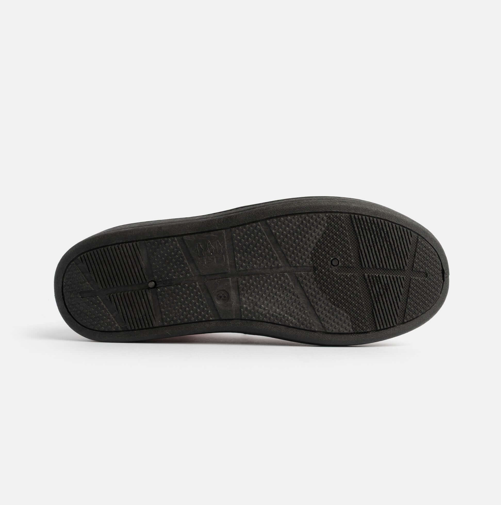 Jo & Joe GORDON Mens Full Slippers Checkered Brown bottom view of sole with textured pattern.