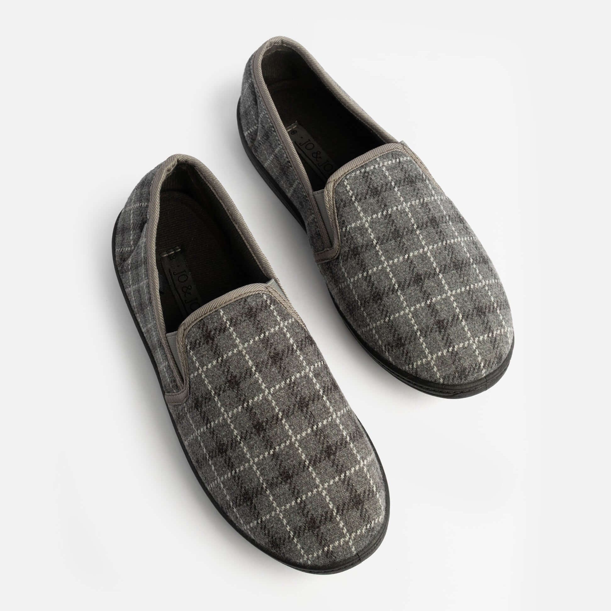 Jo & Joe GORDON Mens Full Slippers Checkered Grey top view showing the fabric upper and round toe shape.