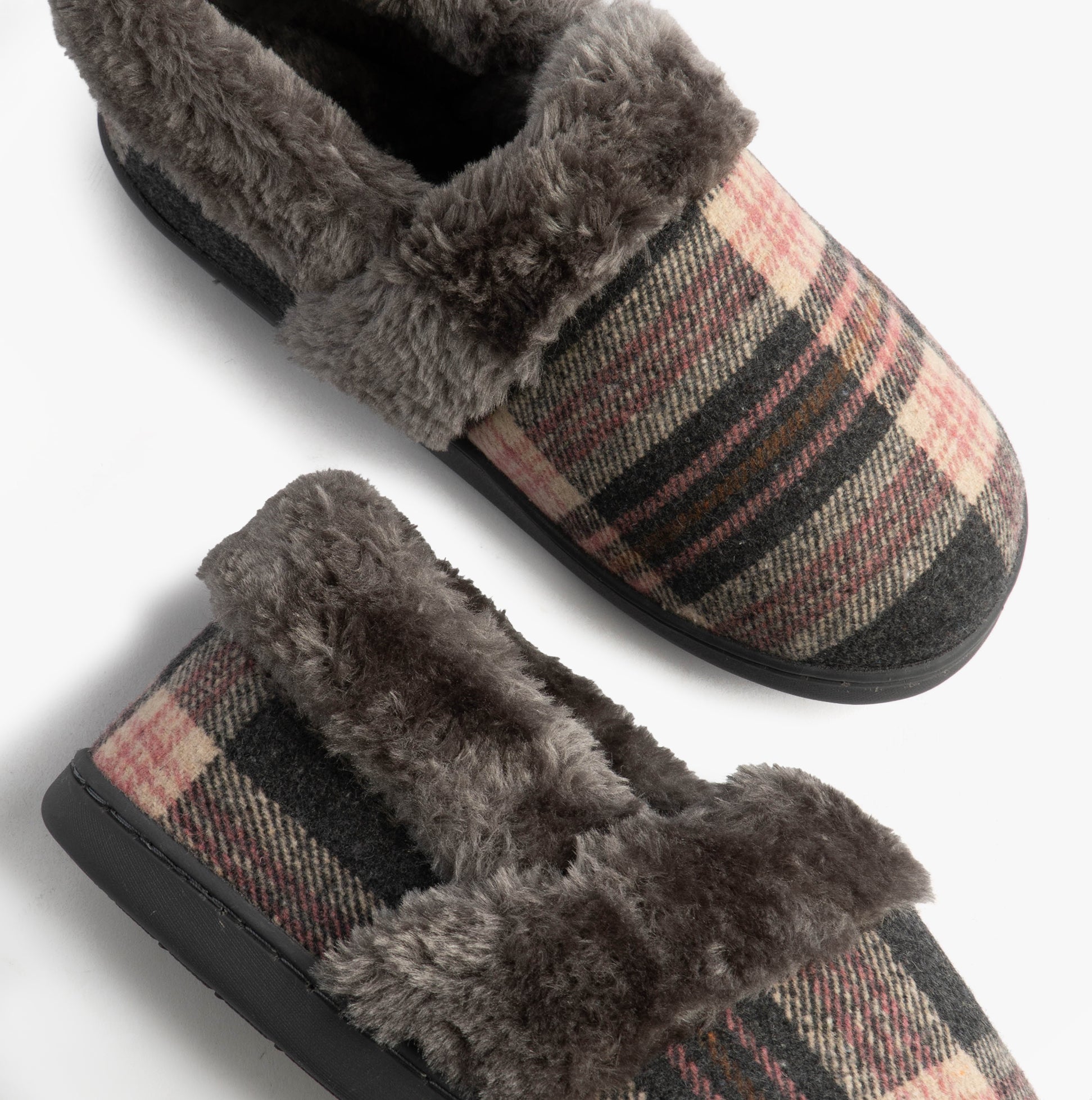Jo & Joe HERITAGE Womens Full Slippers Pebble top view showing cozy textile upper and plush lining.