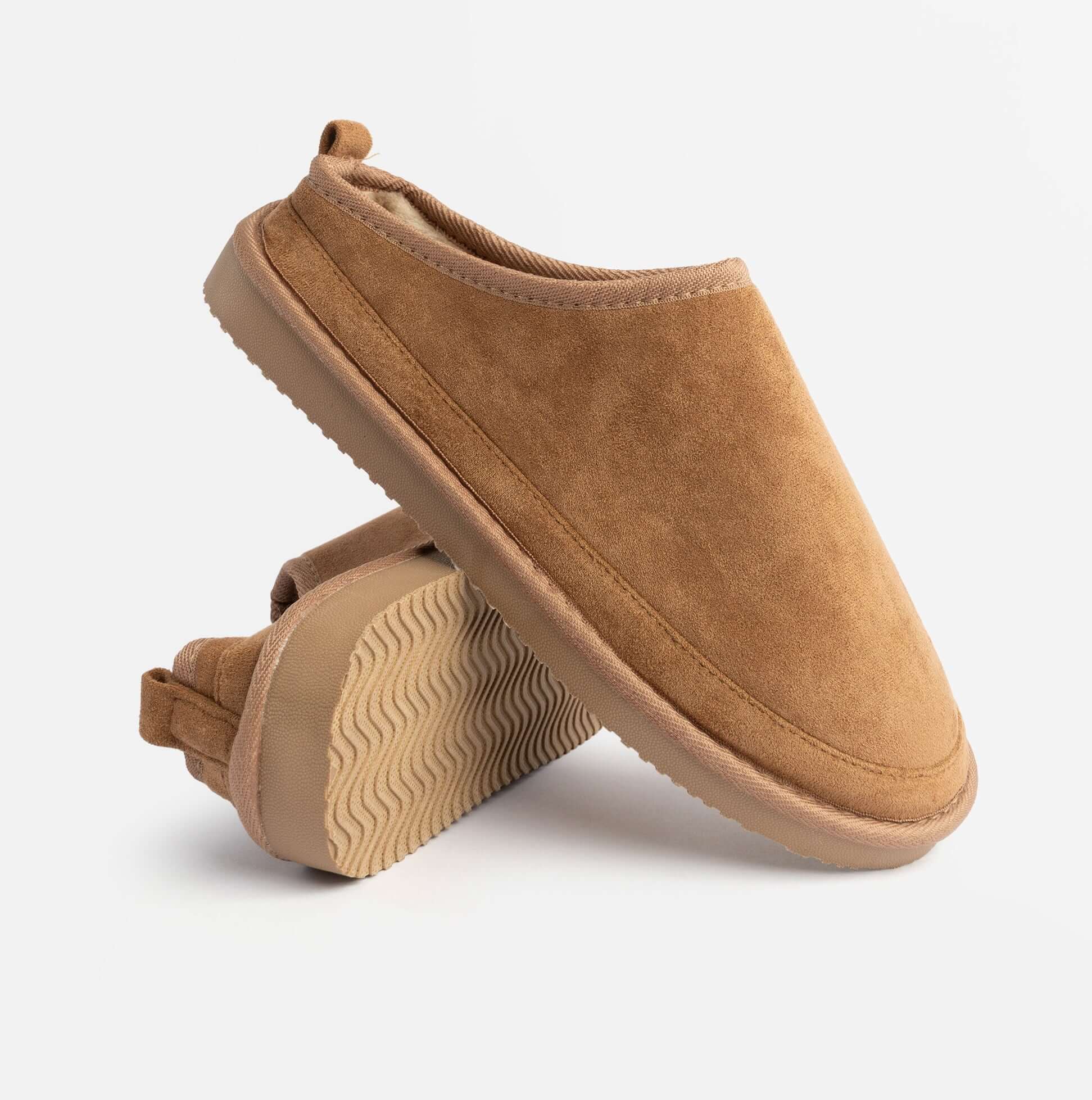 Jo & Joe KINROSS Mens Mule Slippers Chestnut side view showcasing soft microfibre and faux fur lining.