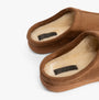 Jo & Joe OAKLEY Mens Slippers Cognac detail view of mules with faux fur lining and rubber sole.