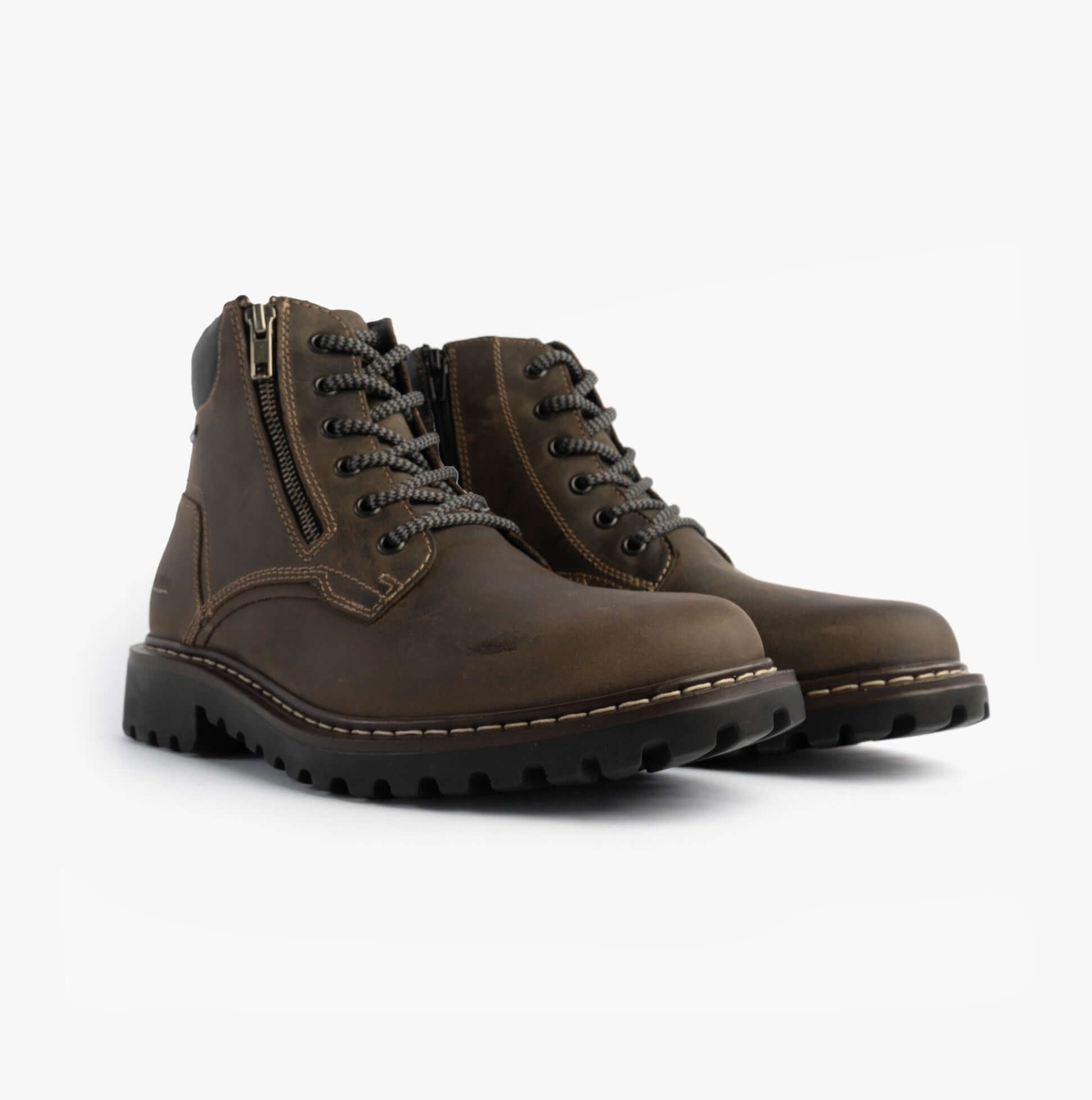 Josef Seibel CHANCE 67 Mens Boots Vulcano Kombi side view featuring lace-up and zip closure with grip soles.