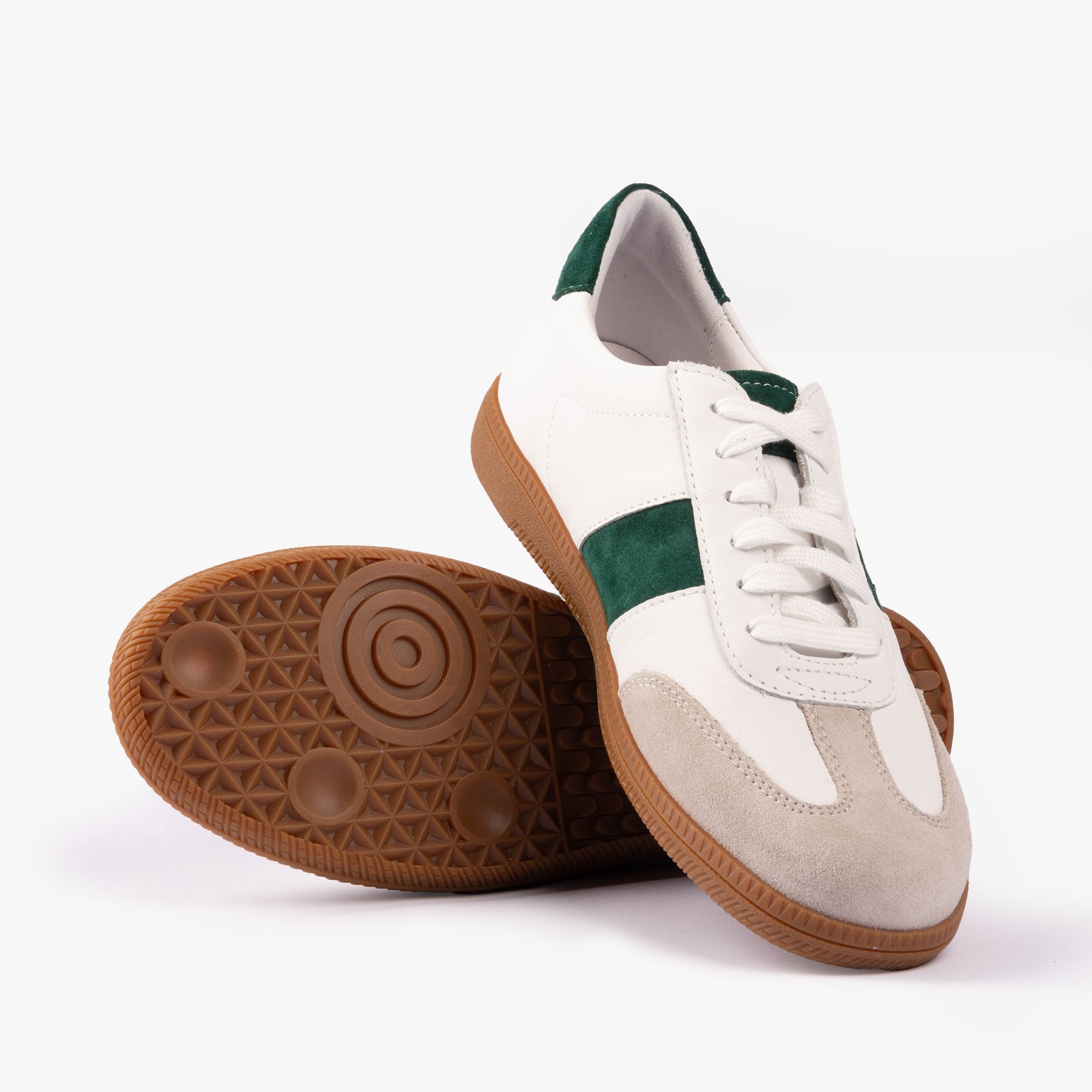 Josef Seibel JOLEEN 01 Womens Trainers Weiss-Smaragd side view showcasing leather upper and grip sole.