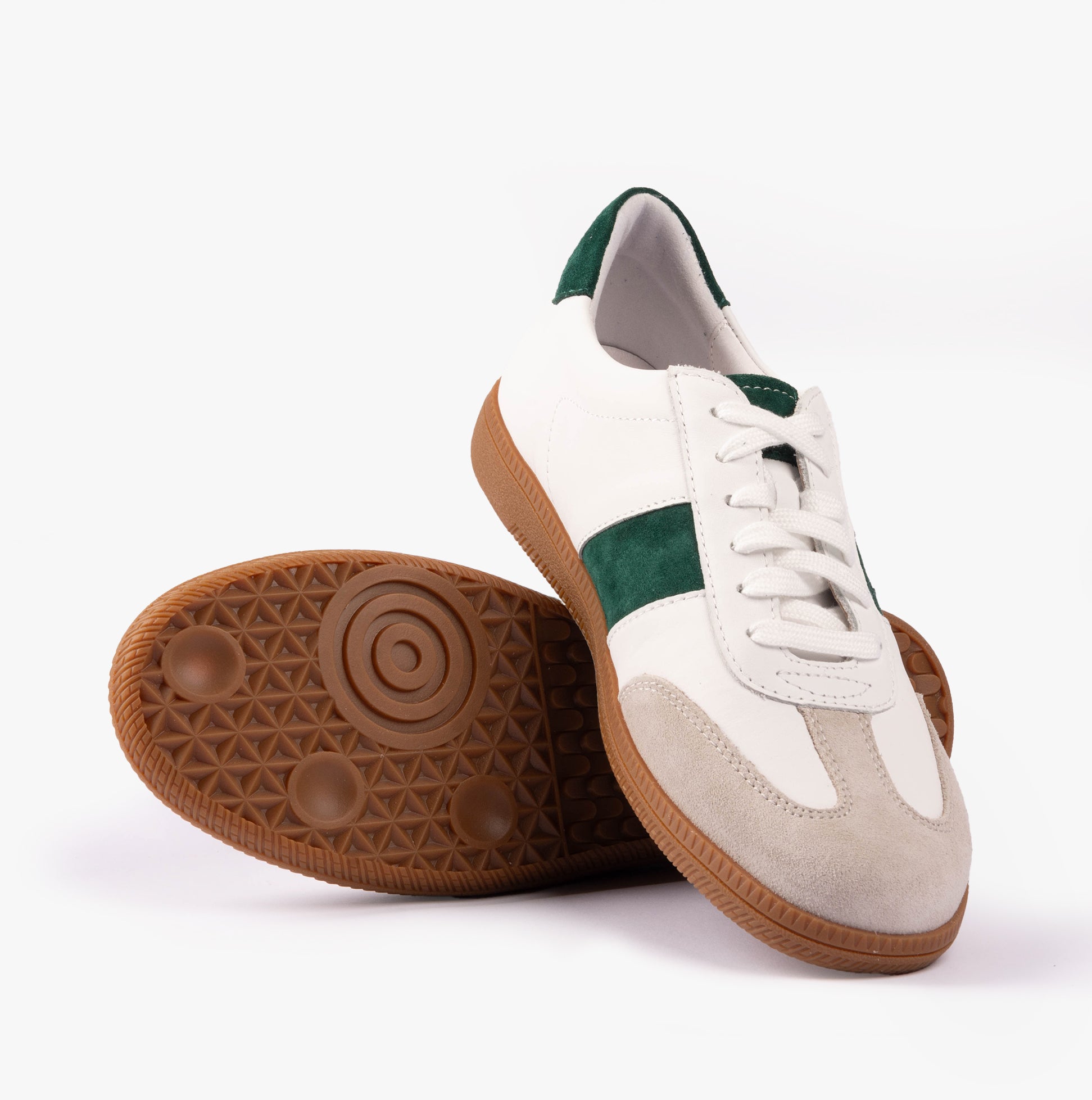 Josef Seibel JOLEEN 01 Womens Trainers Weiss-Smaragd side view showcasing leather upper and grip sole.