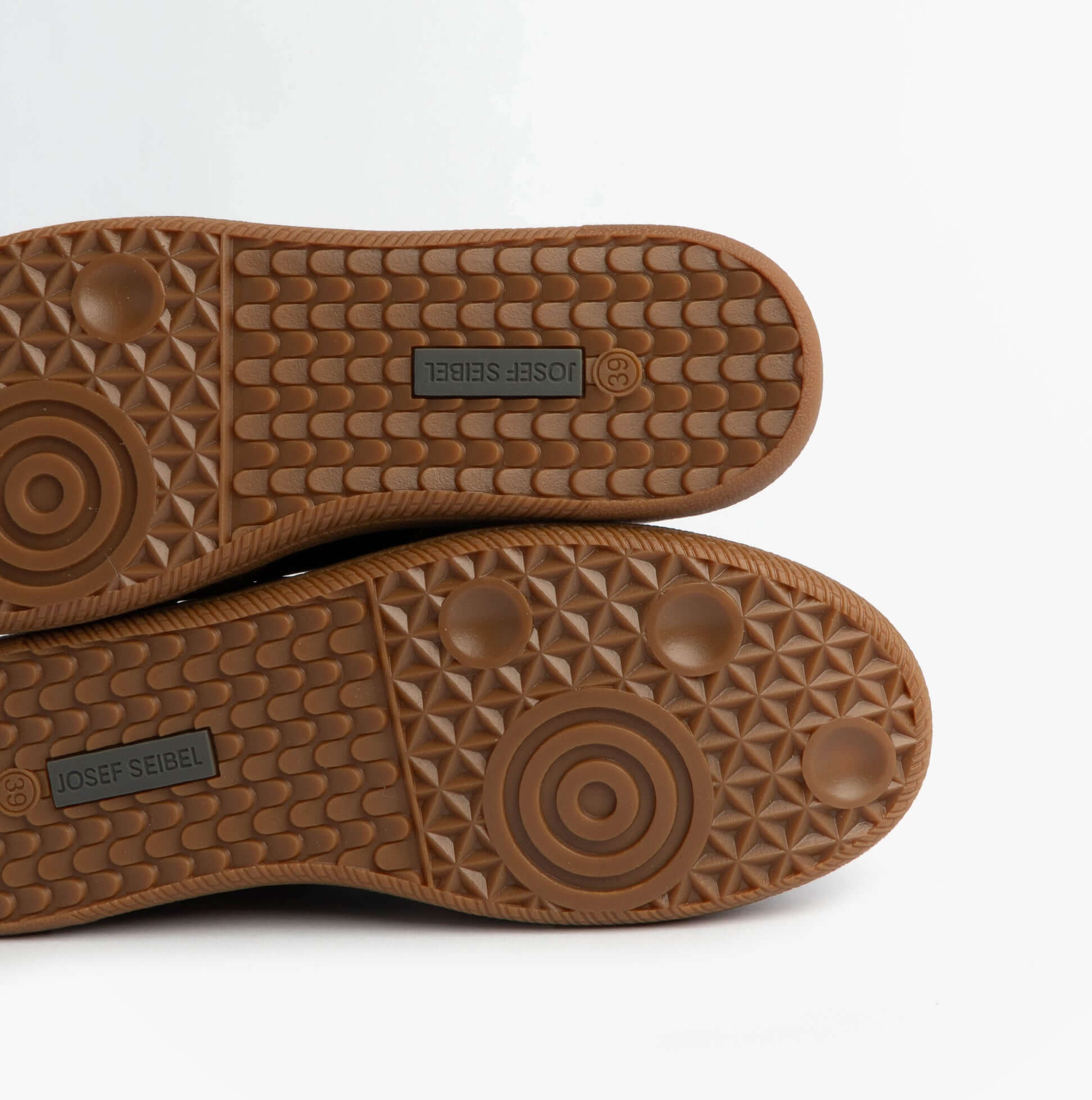 Josef Seibel JOLEEN 03 Womens Court Trainers Tan sole view showcasing grip and comfort features.