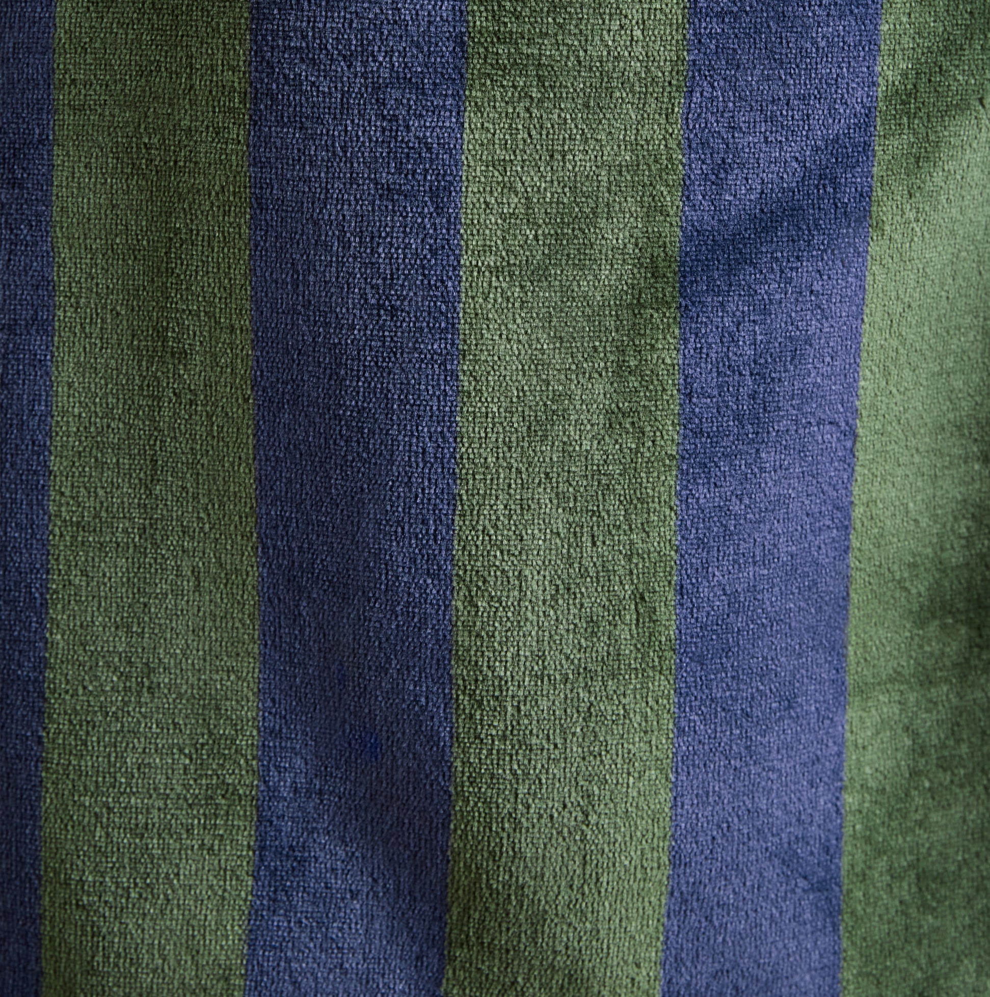 Joules MONTAGUE Mens Night Gown Navy Green Stripe detail view showing fabric texture and color pattern.
