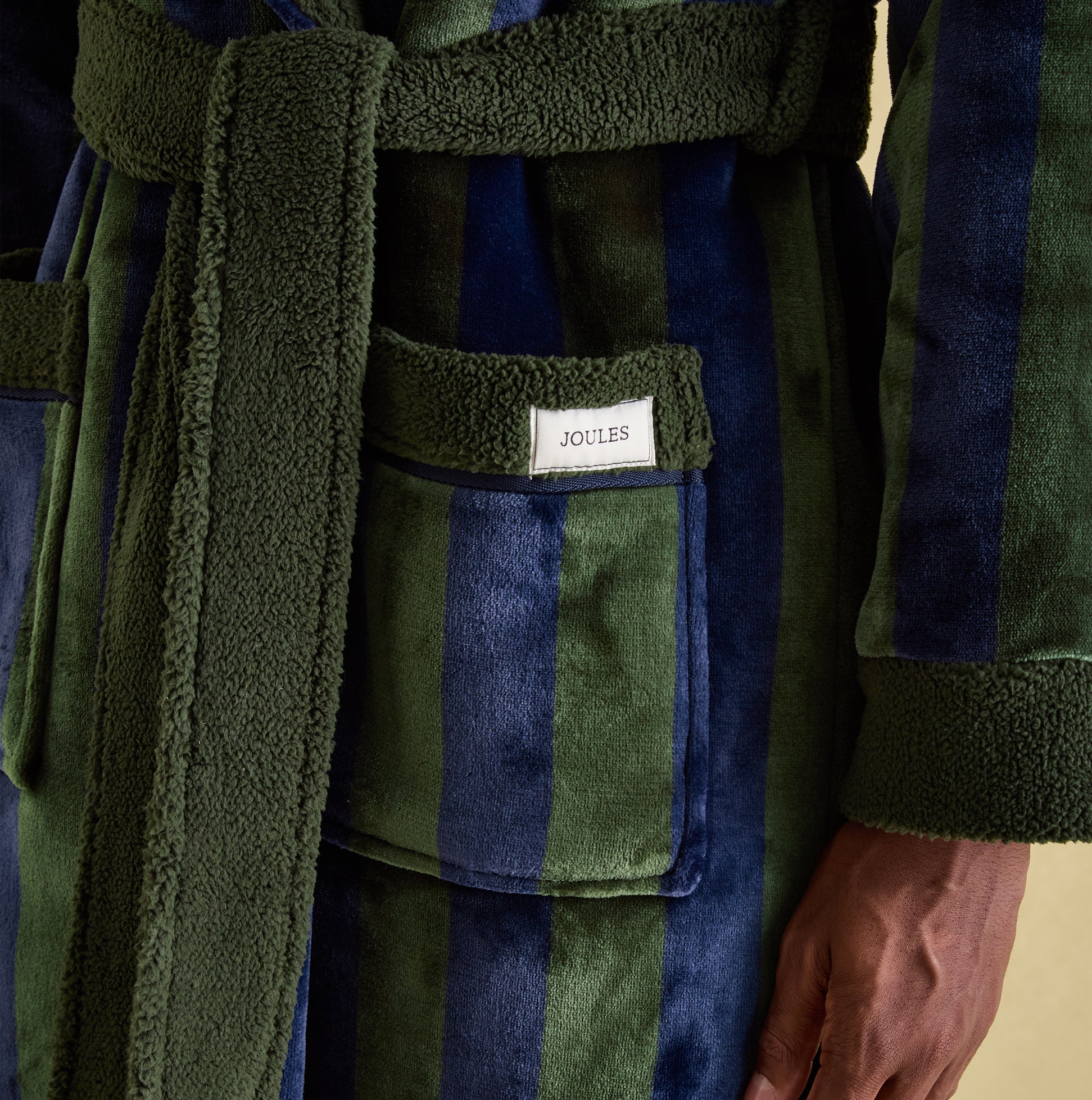 Joules MONTAGUE Mens Night Gown Navy Green Stripe detail view showing pocket and belt.