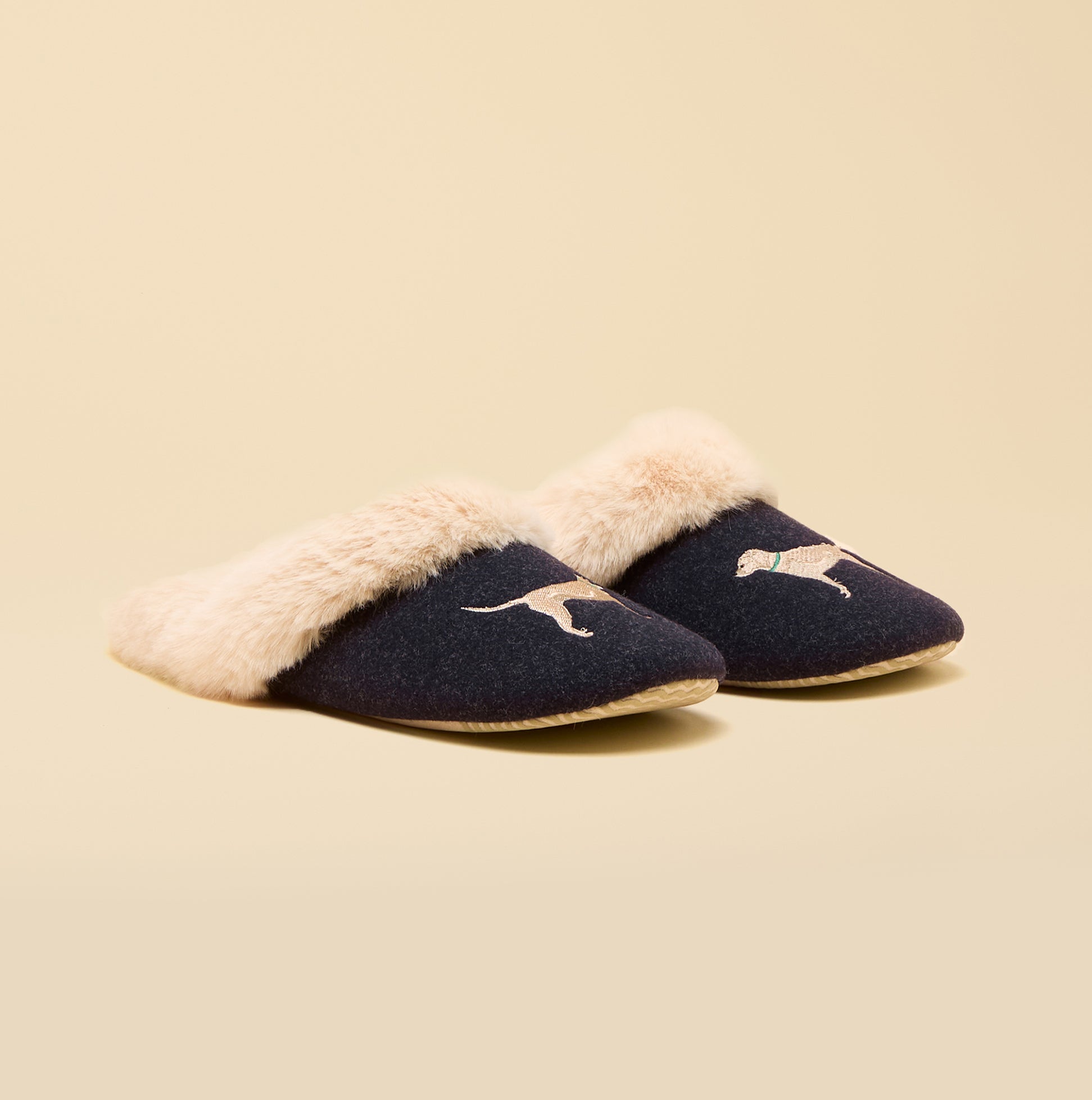 Joules SLIPPET Womens Mule Slippers Navy side view featuring soft fur lining and dog design.