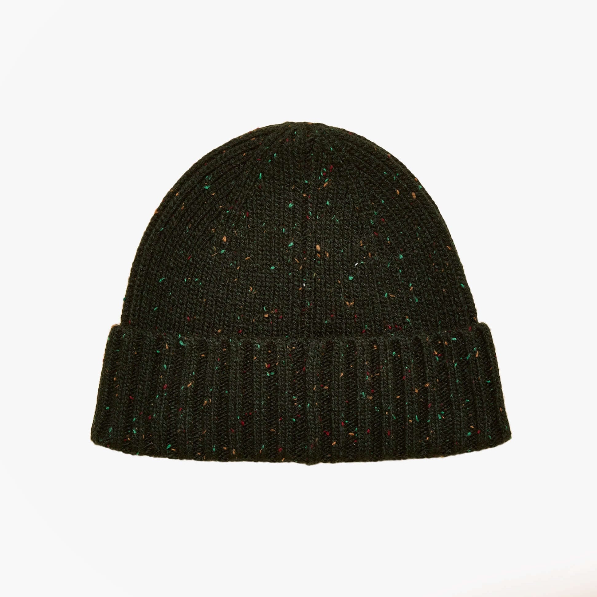 Joules HAMMOND Mens Beanie Green top view showcasing knitted pattern and ribbed cuff.