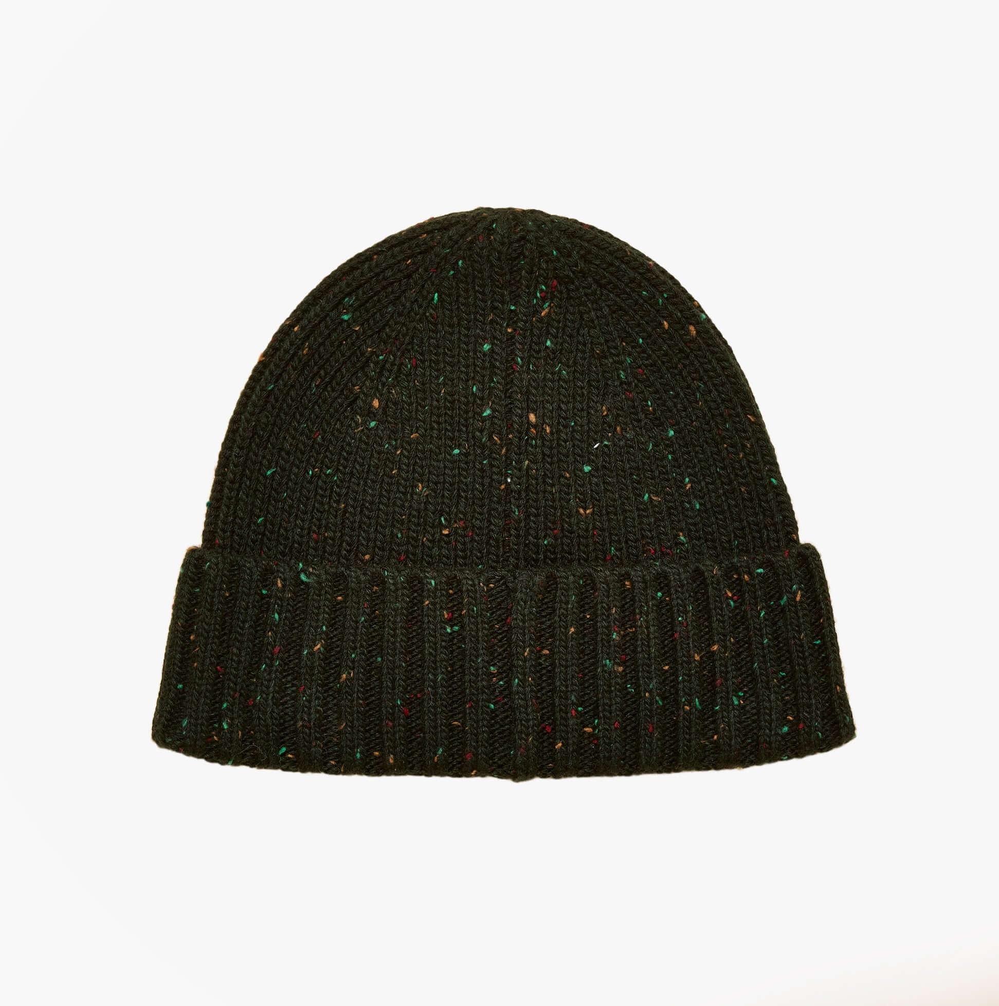 Joules HAMMOND Mens Beanie Green top view showcasing knitted pattern and ribbed cuff.