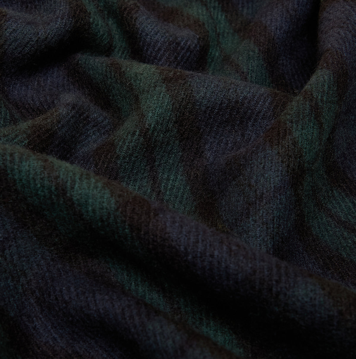 Joules LANGTREE Mens Scarf Navy detail view showcasing soft fabric texture and color patterns.