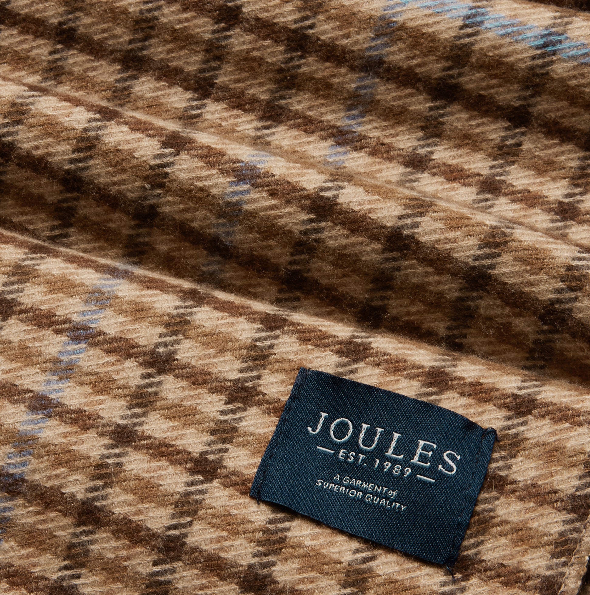 Joules LANGTREE Womens Scarf Tan Brown detail view with brand tag and houndstooth pattern