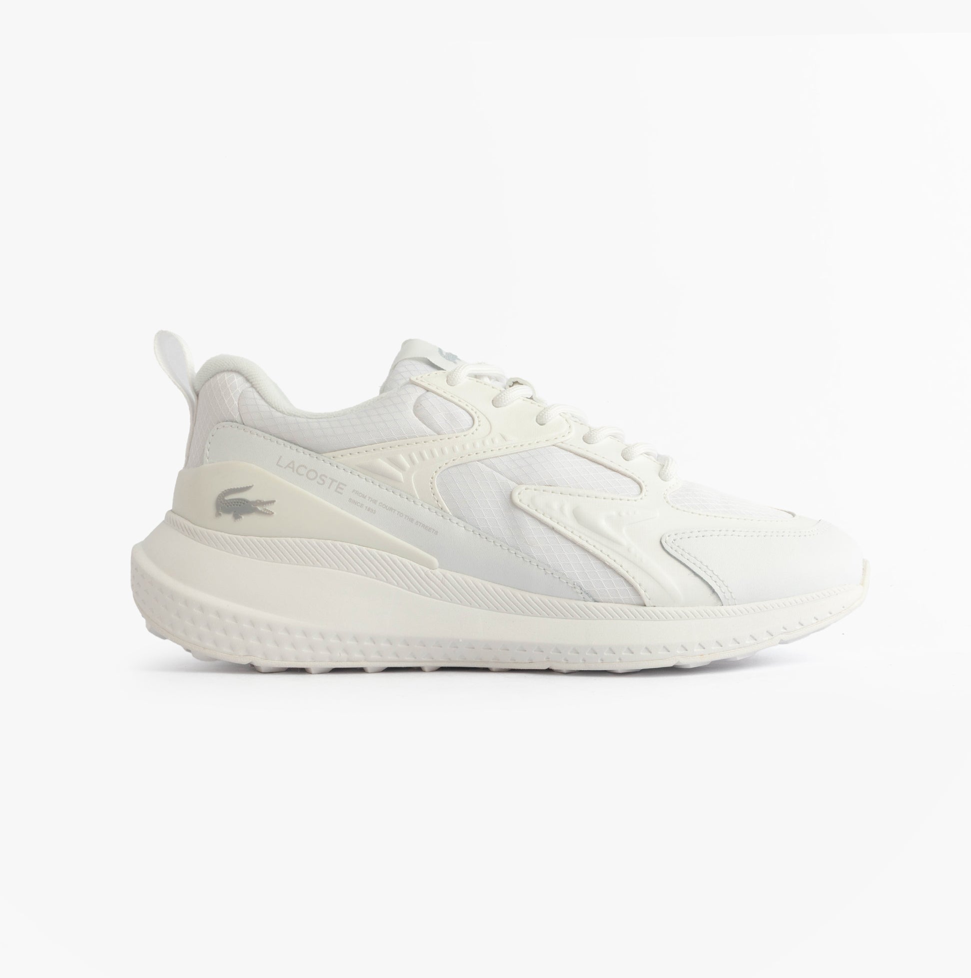 Lacoste L003 EVO Mens Performance Trainers Trainers White side view showcasing breathable leather and mesh design.