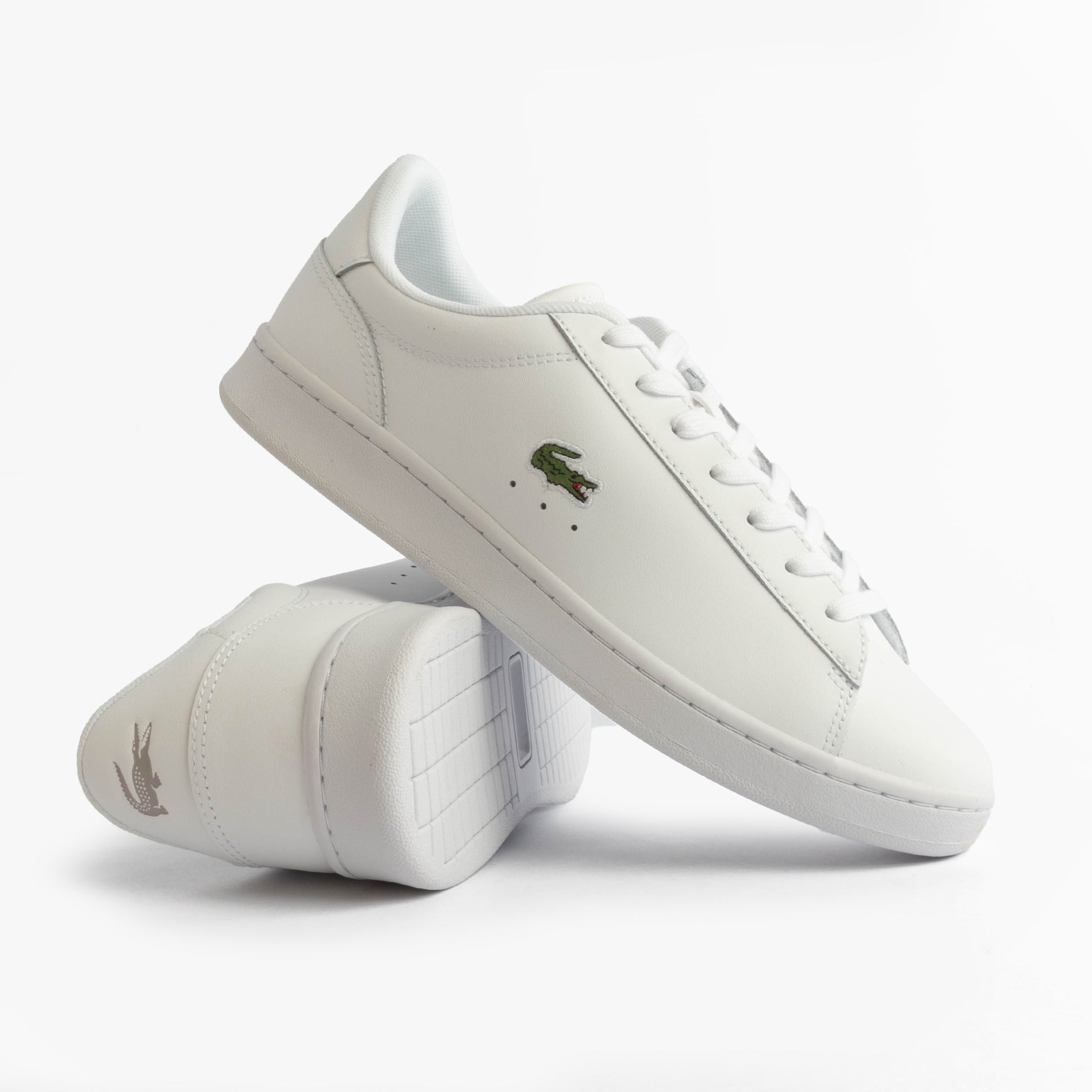Lacoste CARNABY SET Mens Court Trainers Trainers White side view with logo and lace-up closure.