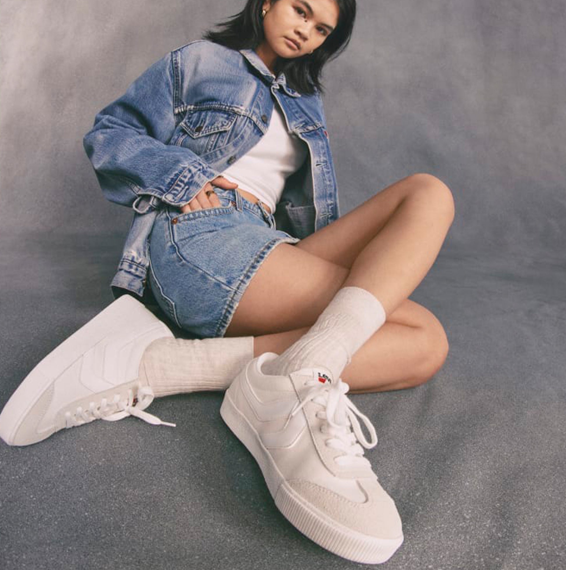 SNEAK S Womens Trainers Brilliant White