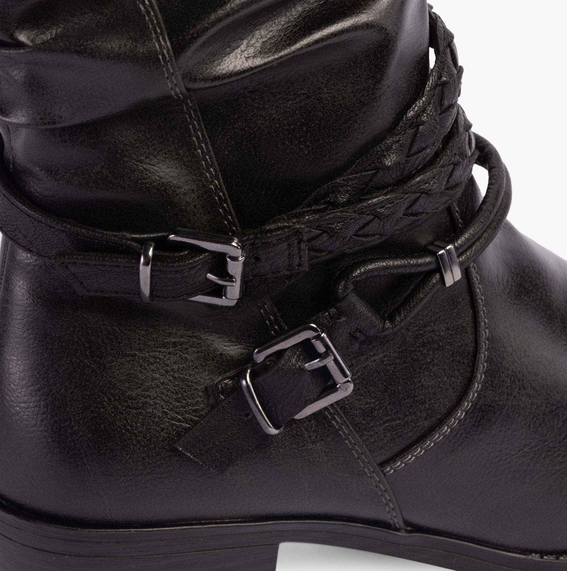 Marco Tozzi 25316-41-234 Womens Boots Anthracite Com detail view showcasing faux leather and buckle accents.