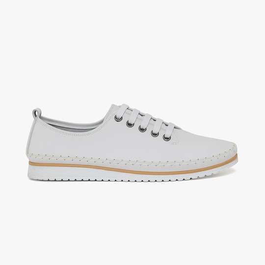 Mod Comfys L988G 5-Eye Lace Womens Leather Shoes White side view showcasing casual leather upper and lace-up design.