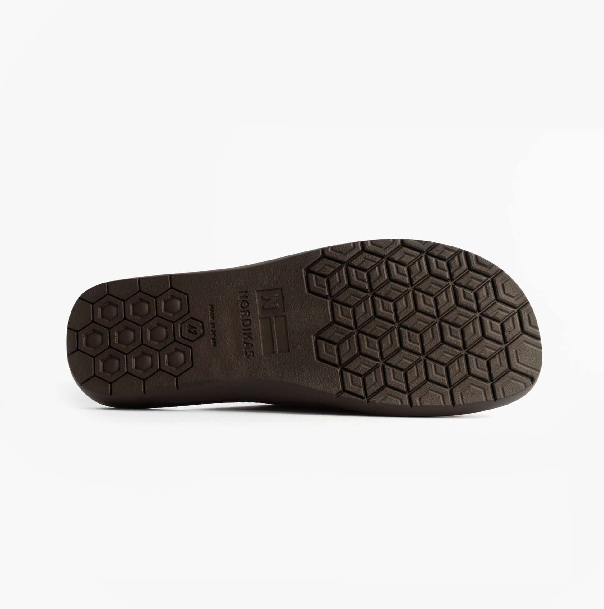 Nordikas 131 Mens Suede Mule Slippers Brown sole view showcasing rubber material and grip pattern.