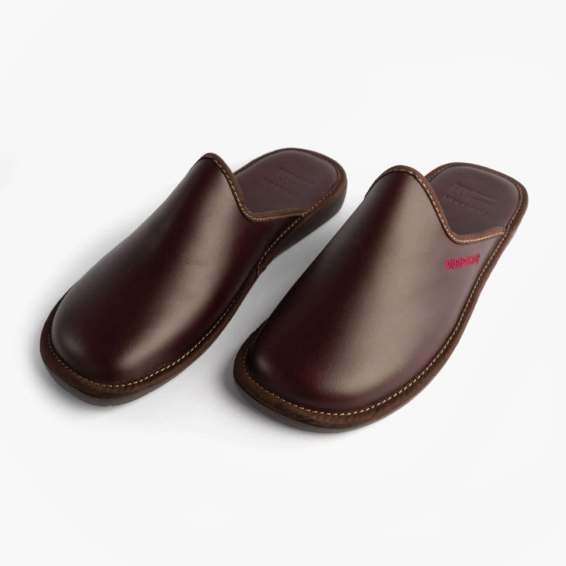 Nordikas 131 Mens Leather Mule Slippers Bordo side view with leather upper and comfortable slip-on design.