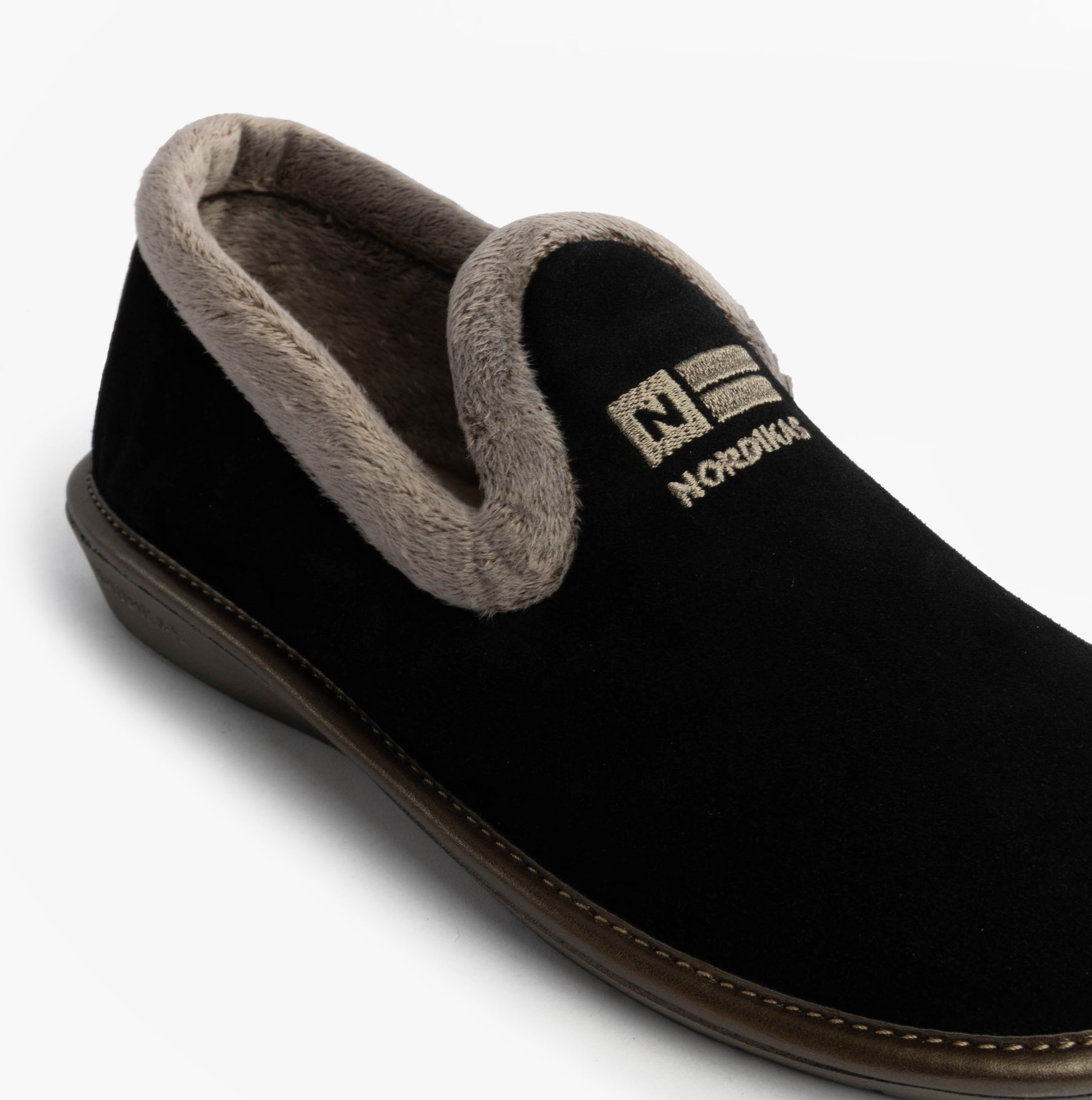 Nordikas 305 Womens Suede Full Slippers Black side view with faux fur lining and rubber sole