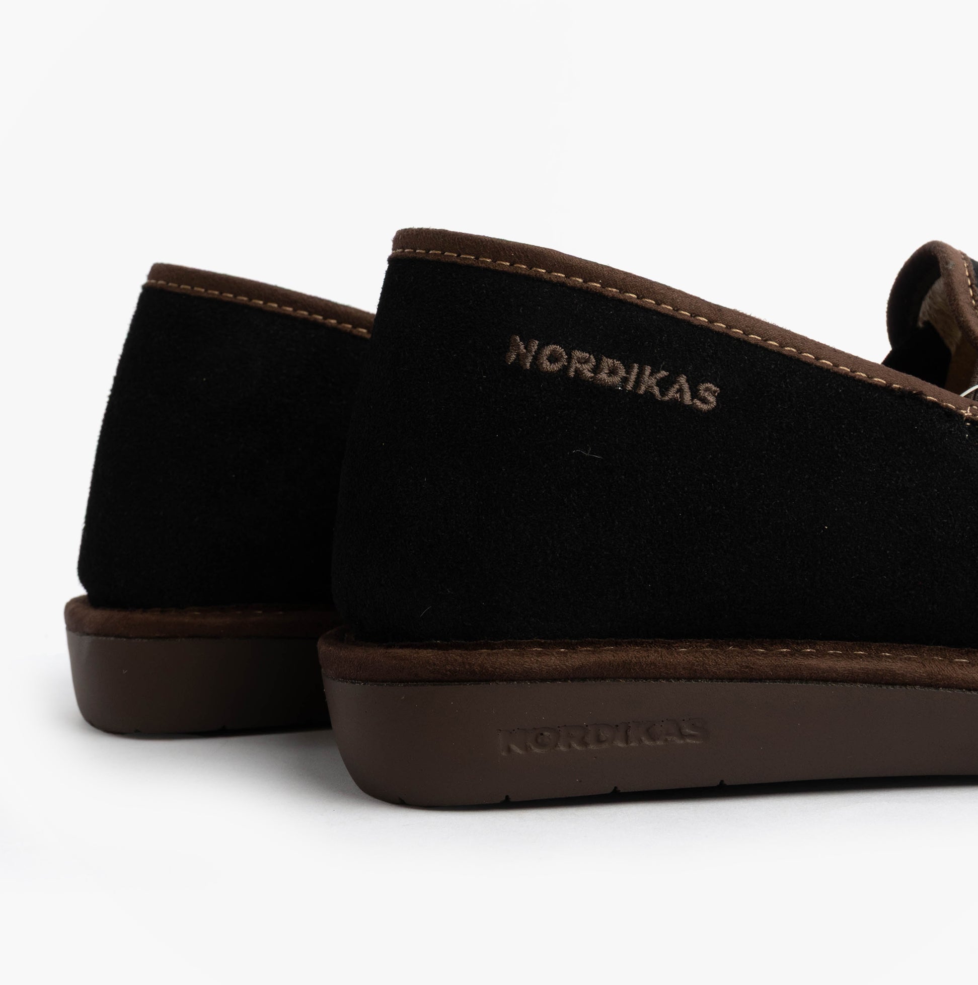 Nordikas 663 Mens Suede Full Slippers Black back view showing suede upper and rubber sole.