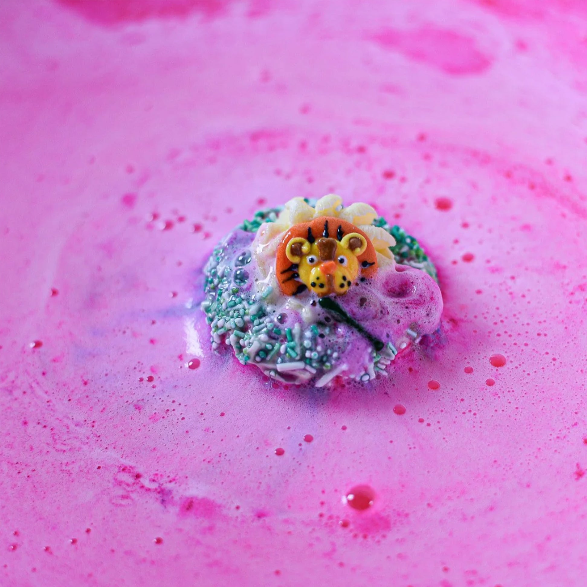 Bomb Cosmetics Going Wild Bath Bomb
