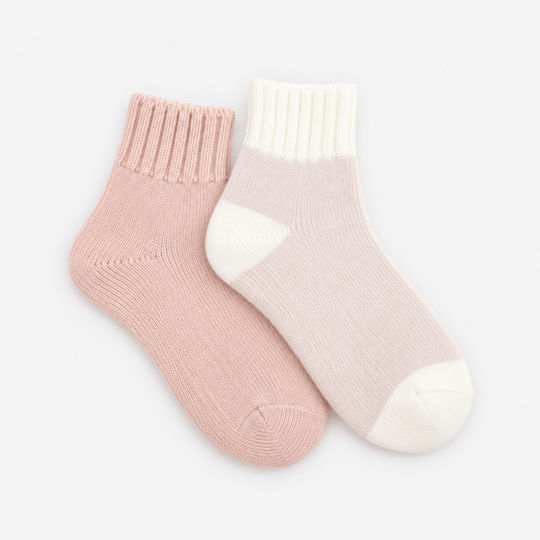 Totes Toasties THERMAL CROP LENGTH TERRY SOCKS (TWIN PACK) Womens Thermal Socks Oat/Pink in pink and cream colors.