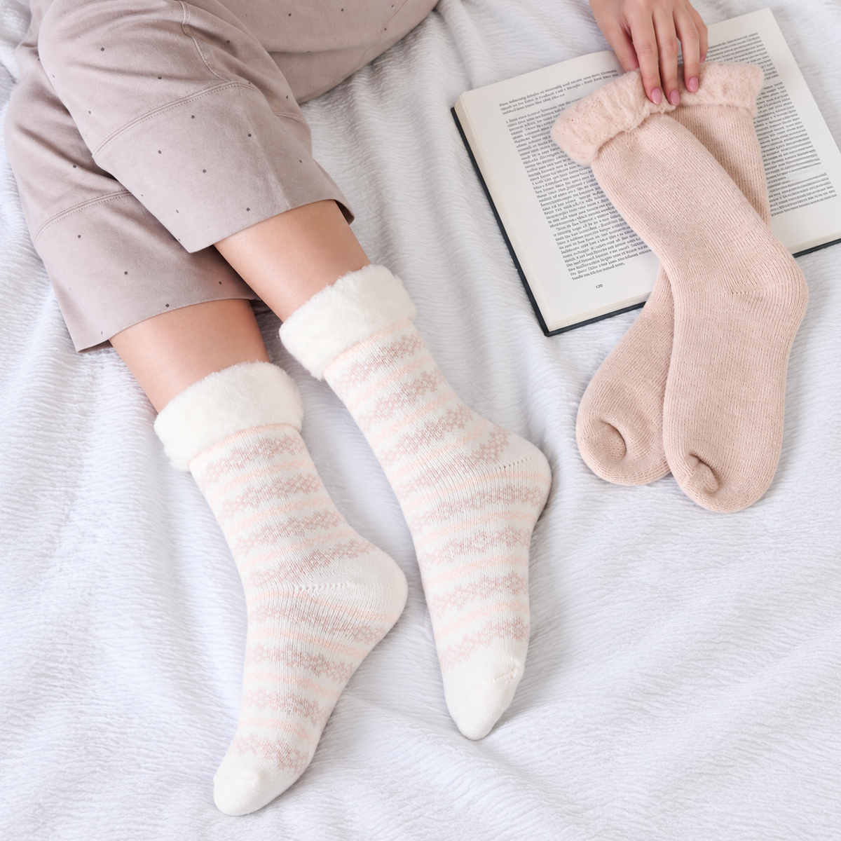Totes Toasties PREMIUM BRUSHED THERMAL BED SOCK (TWIN PACK) Womens Bed Socks Cream / Pink