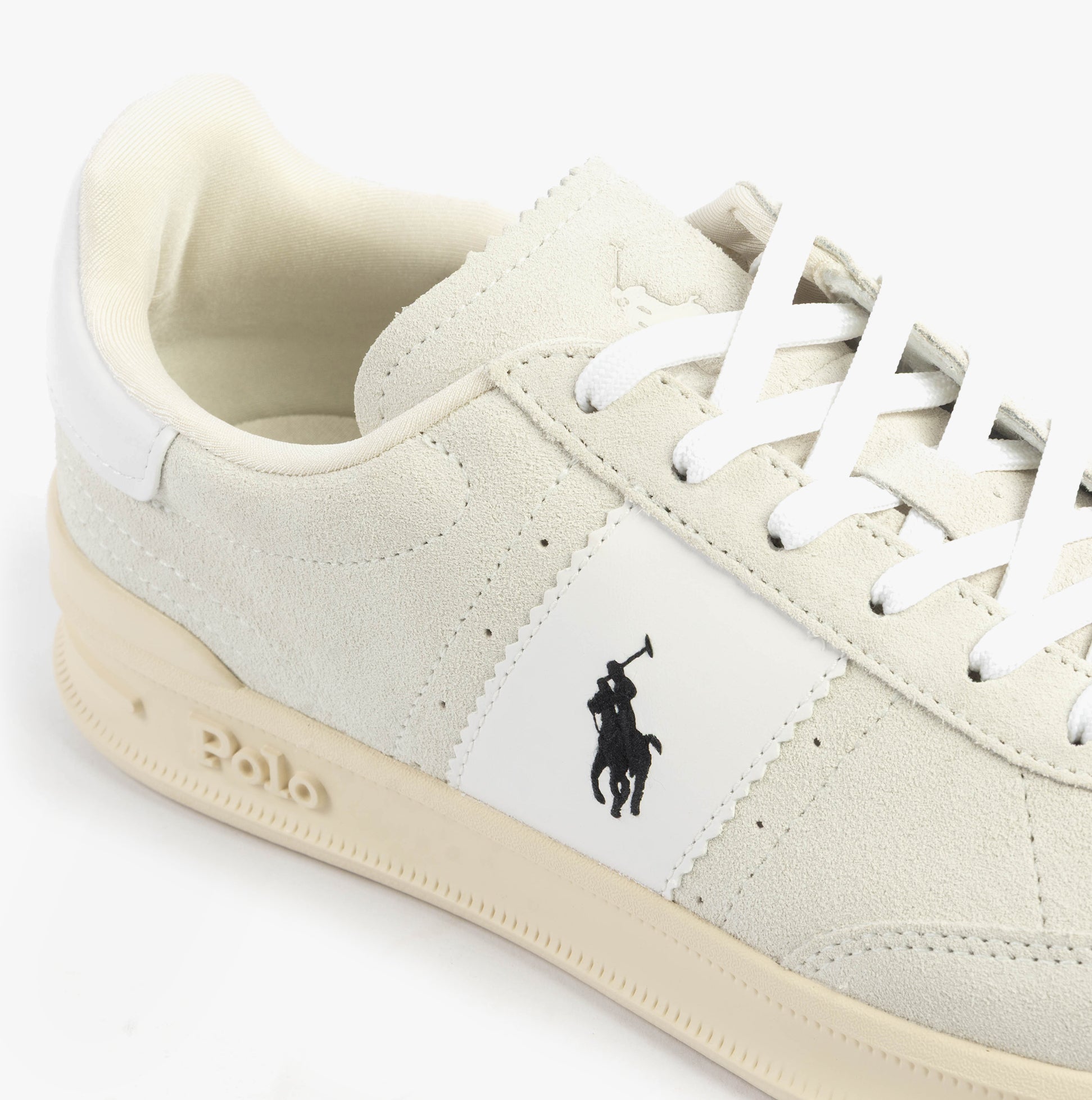 Polo Ralph Lauren HERITAGE AERA Mens Trainers Bianco/White side view showing suede upper and lace-up closure.