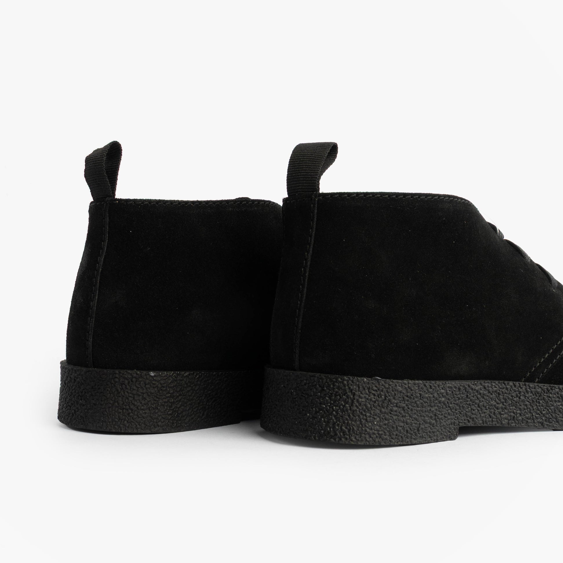Roamers REVOLVER Mens Boots Black rear view showing suede leather and TPR sole, perfect for comfort and style.